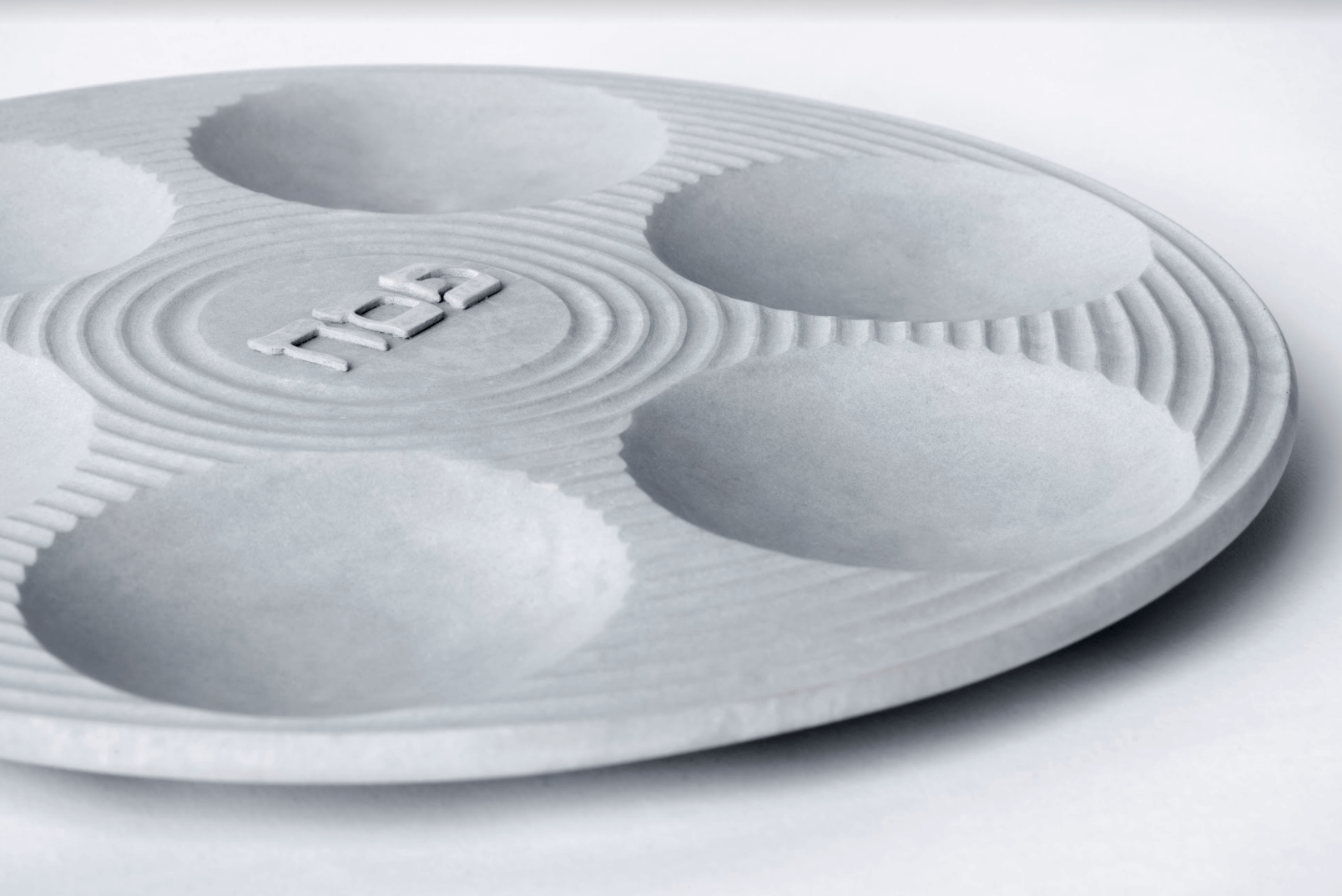Contemporary Fine Concrete Seder Plate - Gray、mySite、topwebapps