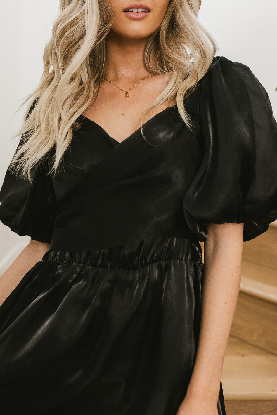 {product_title} - {shop_name}