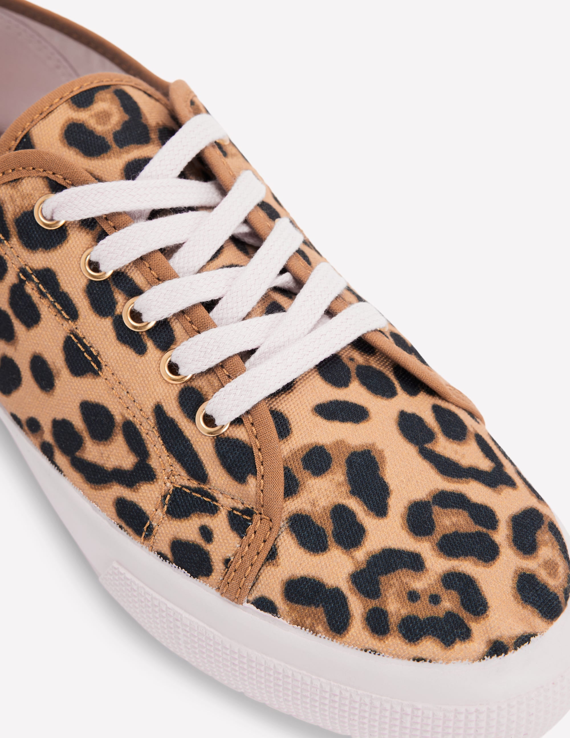  Contrast Lace Up Plimsoll-Leopard、mySite、ashleygrahame