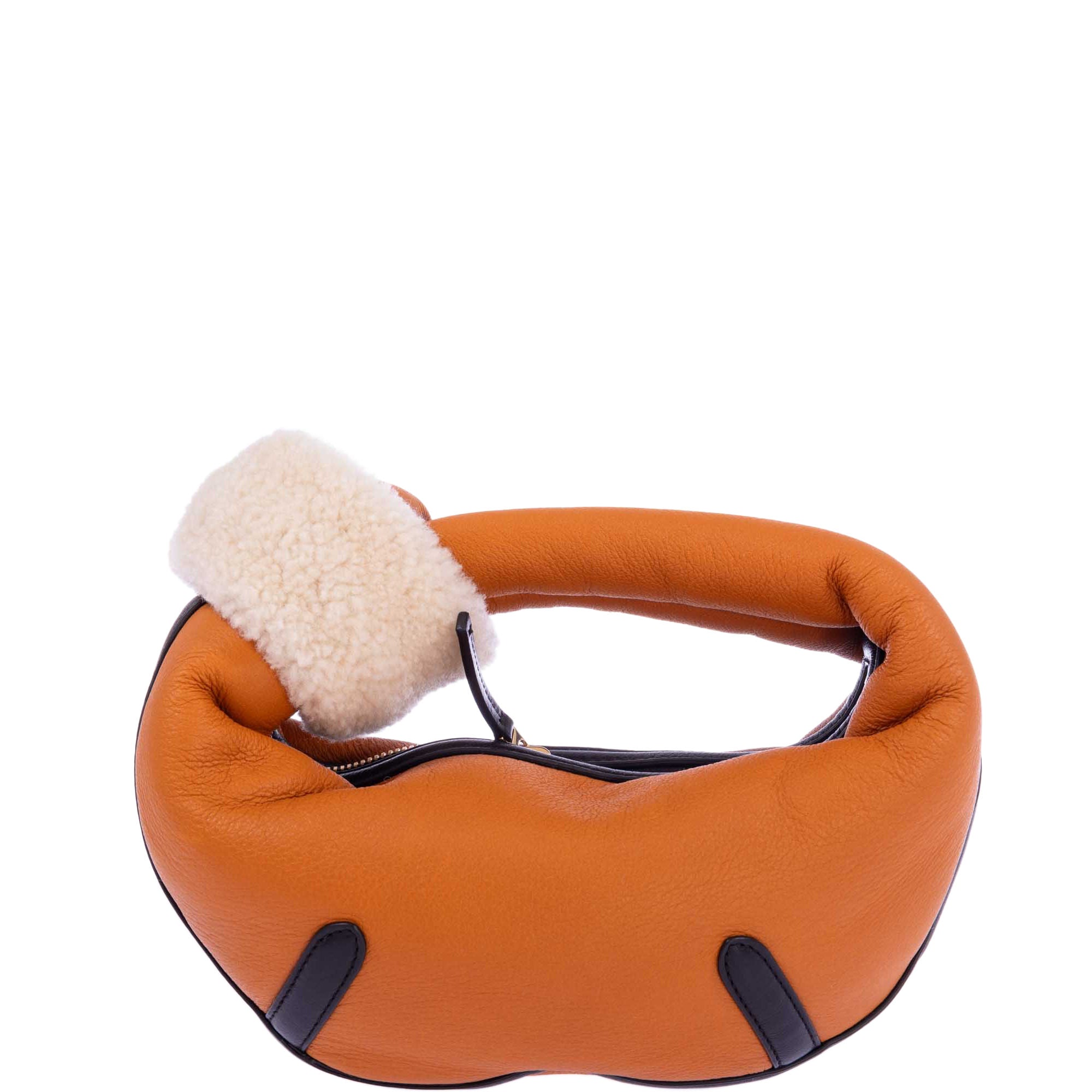 BOTTEGA VENETA Mini Jodie in Honey Calfskin Shearling Aviator、mySite、garminoutage.com