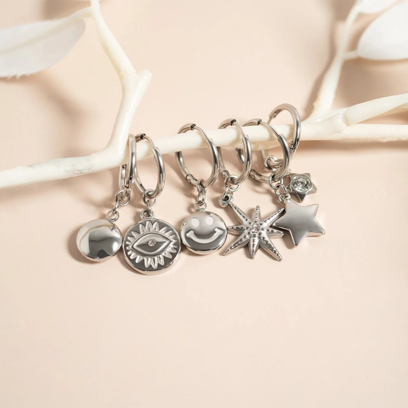 18K Gold Stainless Steel Smiley Face Huggie Earrings / ERJ0071、mySite、dreamappss