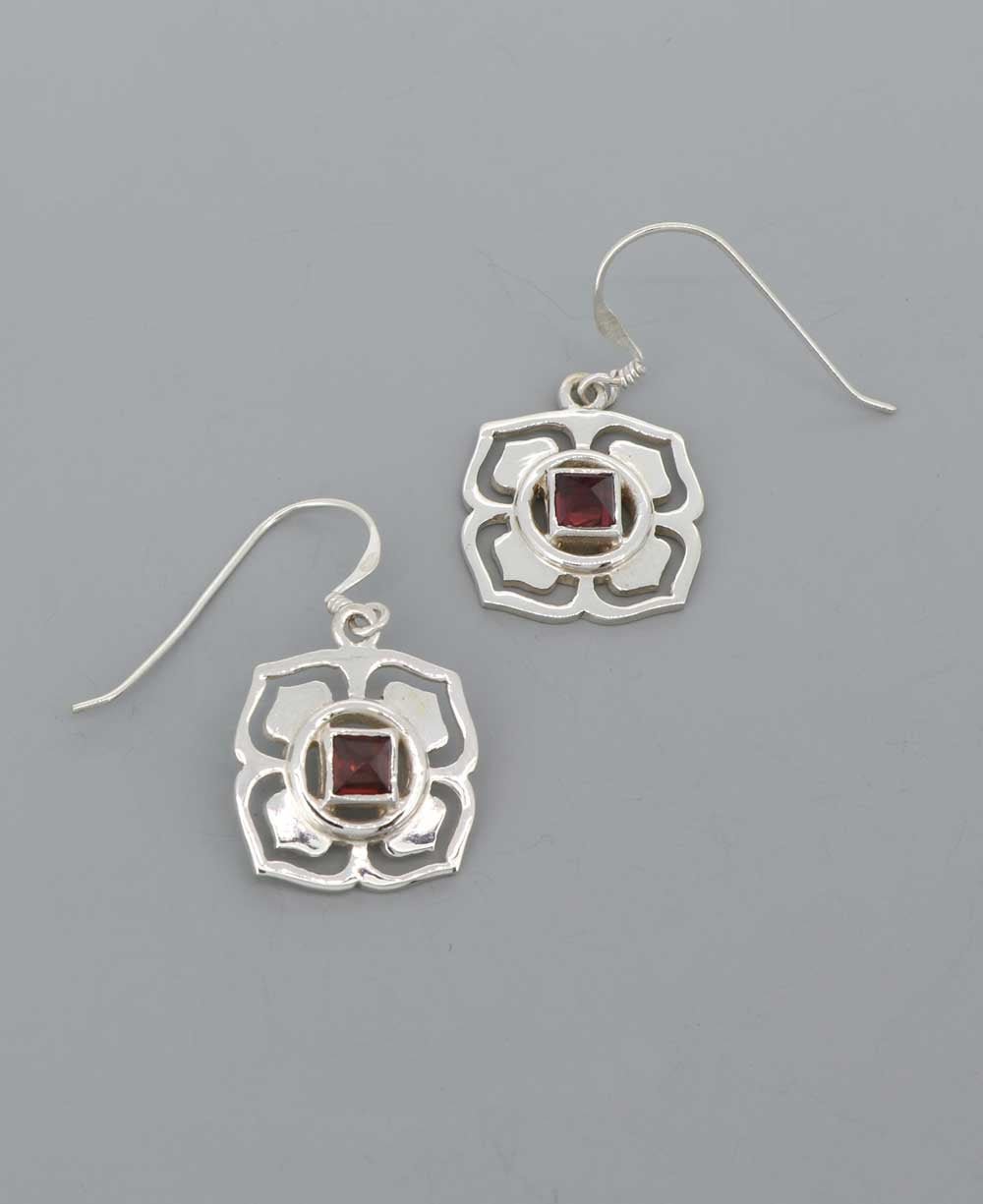 Sterling Silver and Gemstone Chakra Earrings、mySite、topwebapps