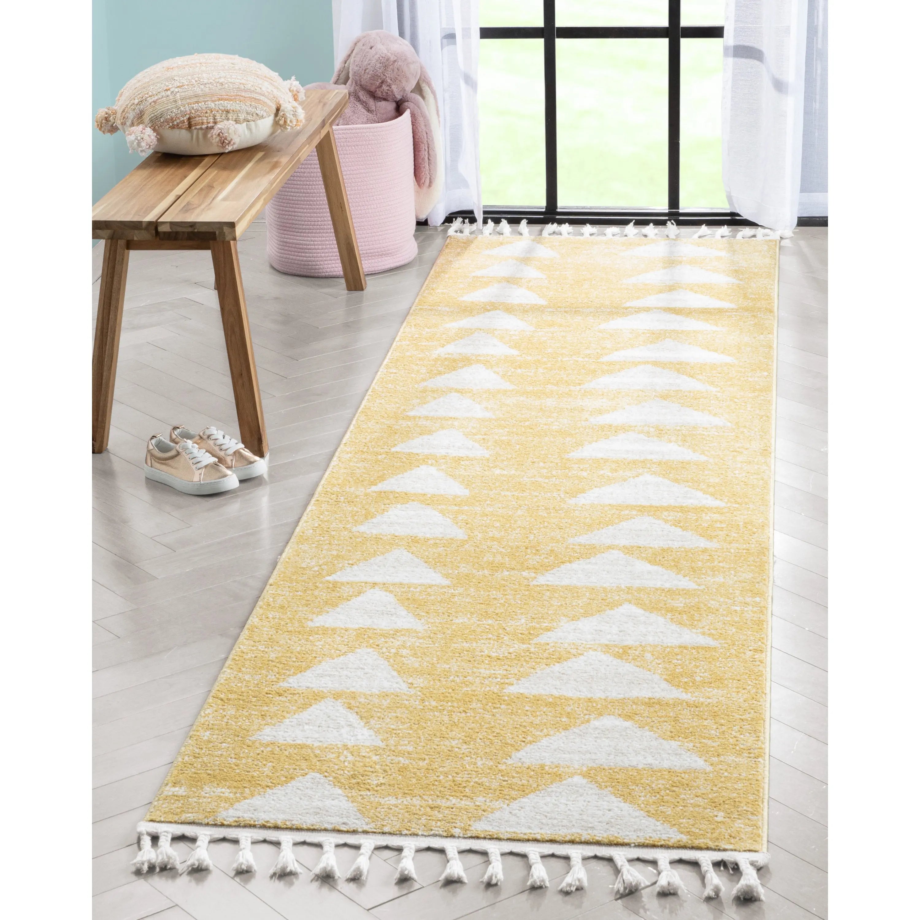 Triangles Modern Geometric Pattern Yellow Kids Rug、mySite、gigharbornorthrealestate