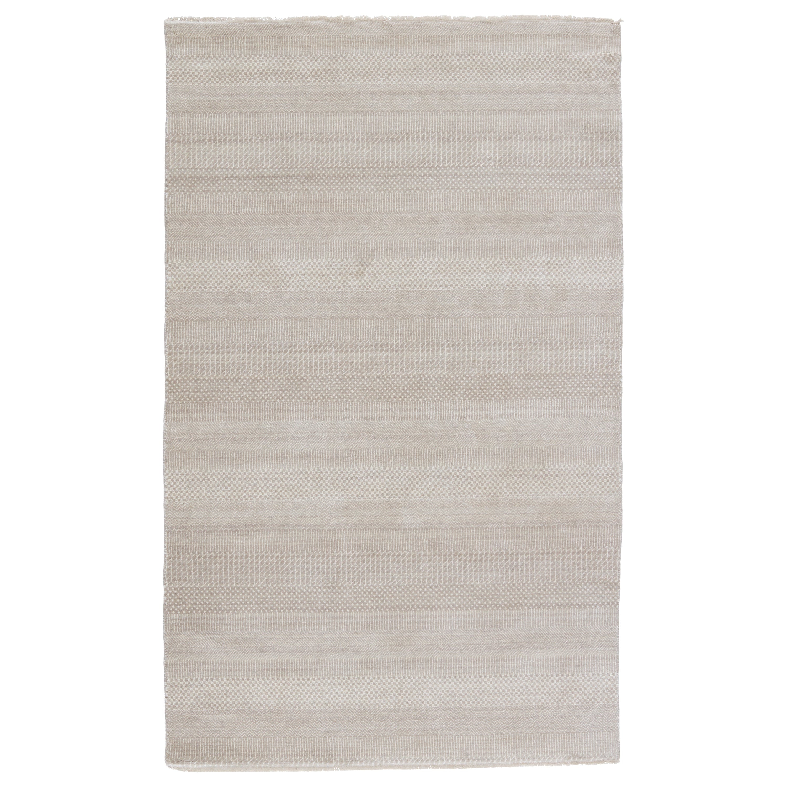 Adler Tribal Light Gray Ivory Area Rug、mySite、gigharbornorthrealestate