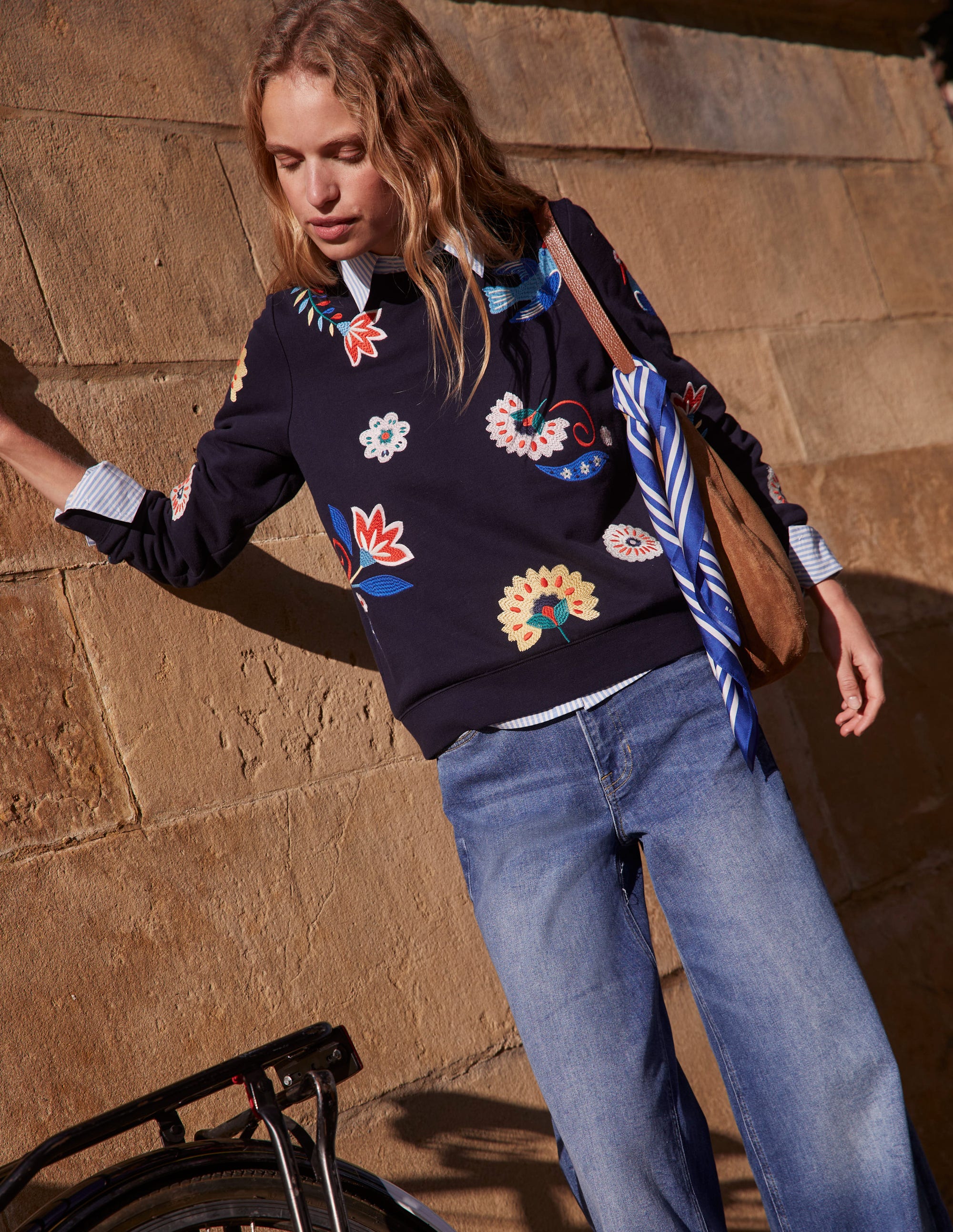  Hannah Embroidered Sweatshirt-Navy, Conversational、mySite、ashleygrahame