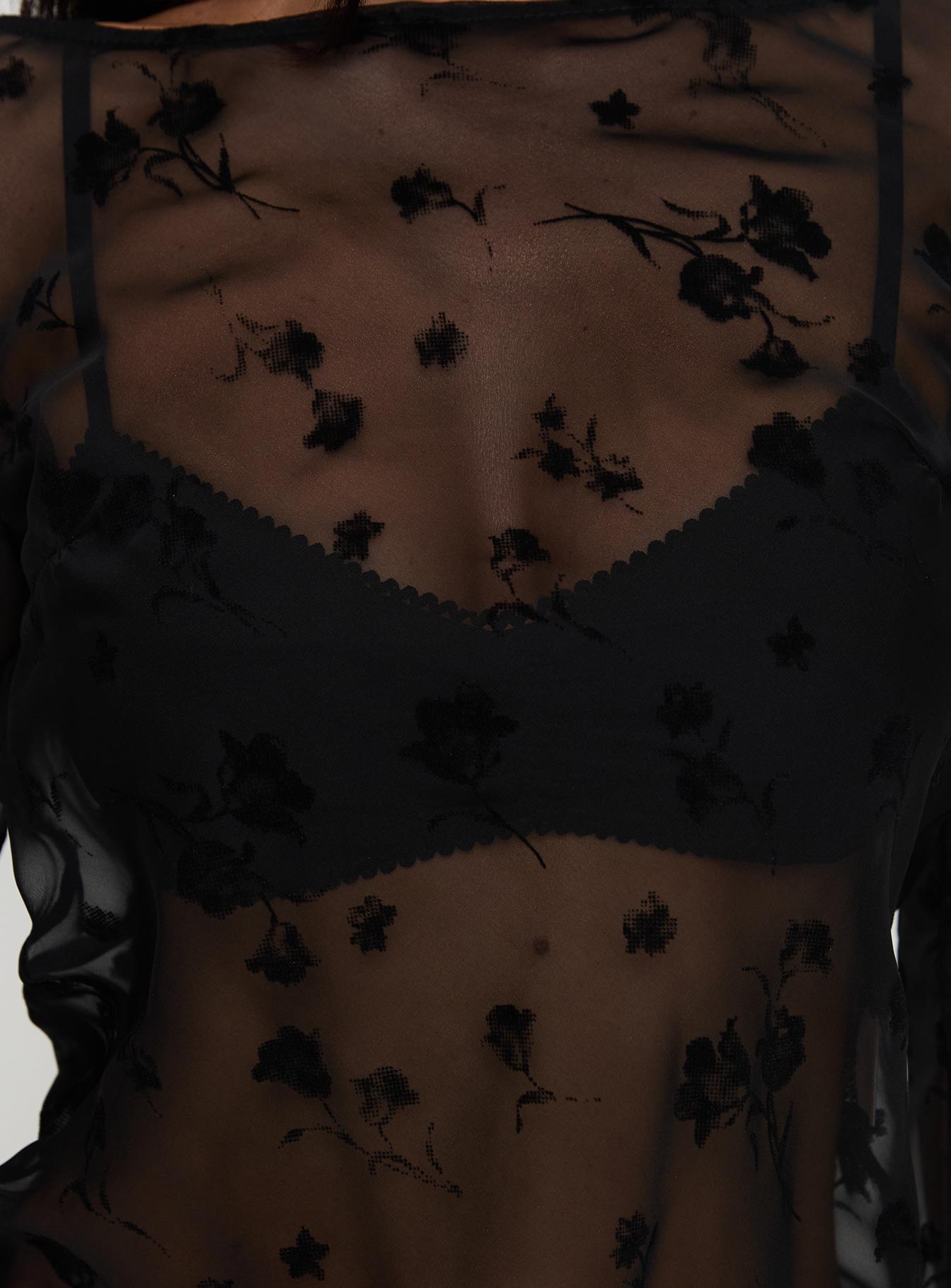 Broken Clocks Long Sleeve Top Black、mySite、solidvoid