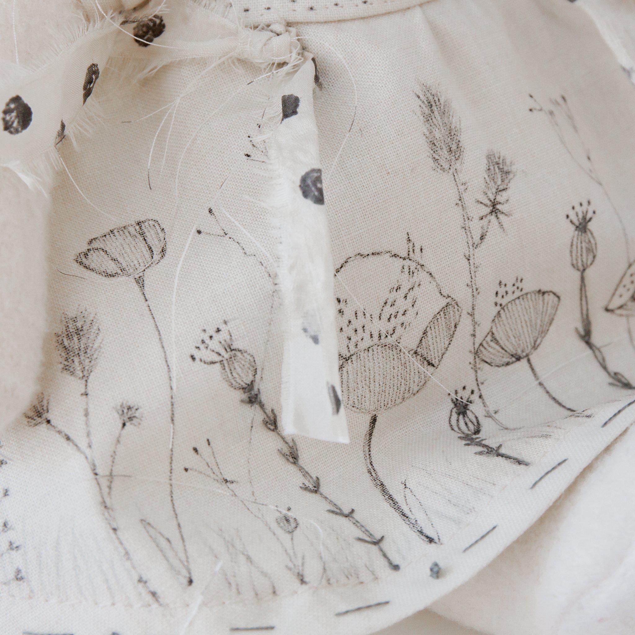 RETIRED - Hutch Studio Original - Ariel Bunny - One of A Kind、mySite、g9winljtr