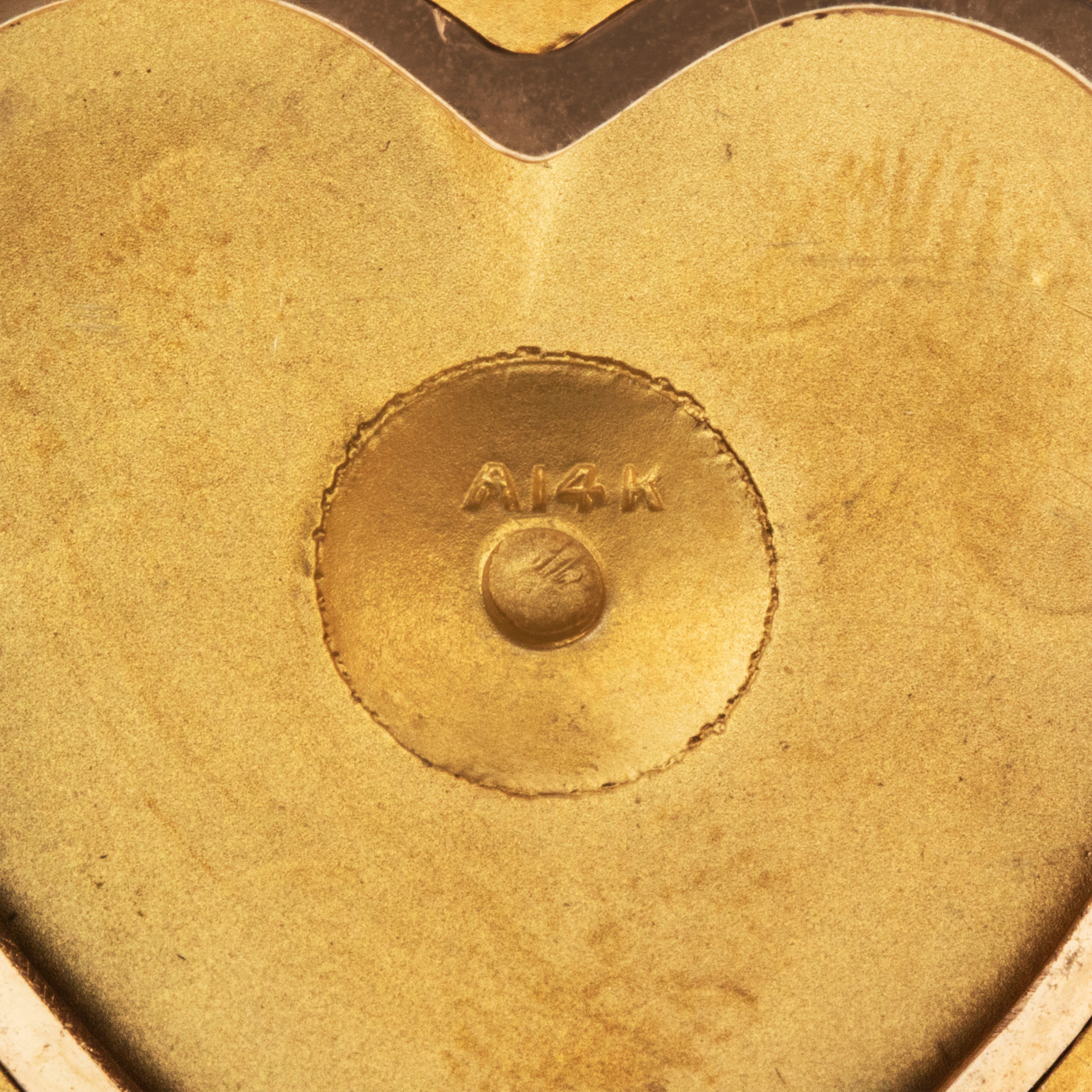 Antique Large 14k Yellow Gold Engraved Floral Heart Locket Pendant、mySite、hinf8tx79