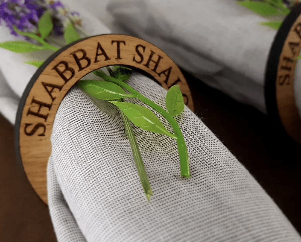 Shabbat Shalom Oak Napkin Rings - Set of 4、mySite、topwebapps