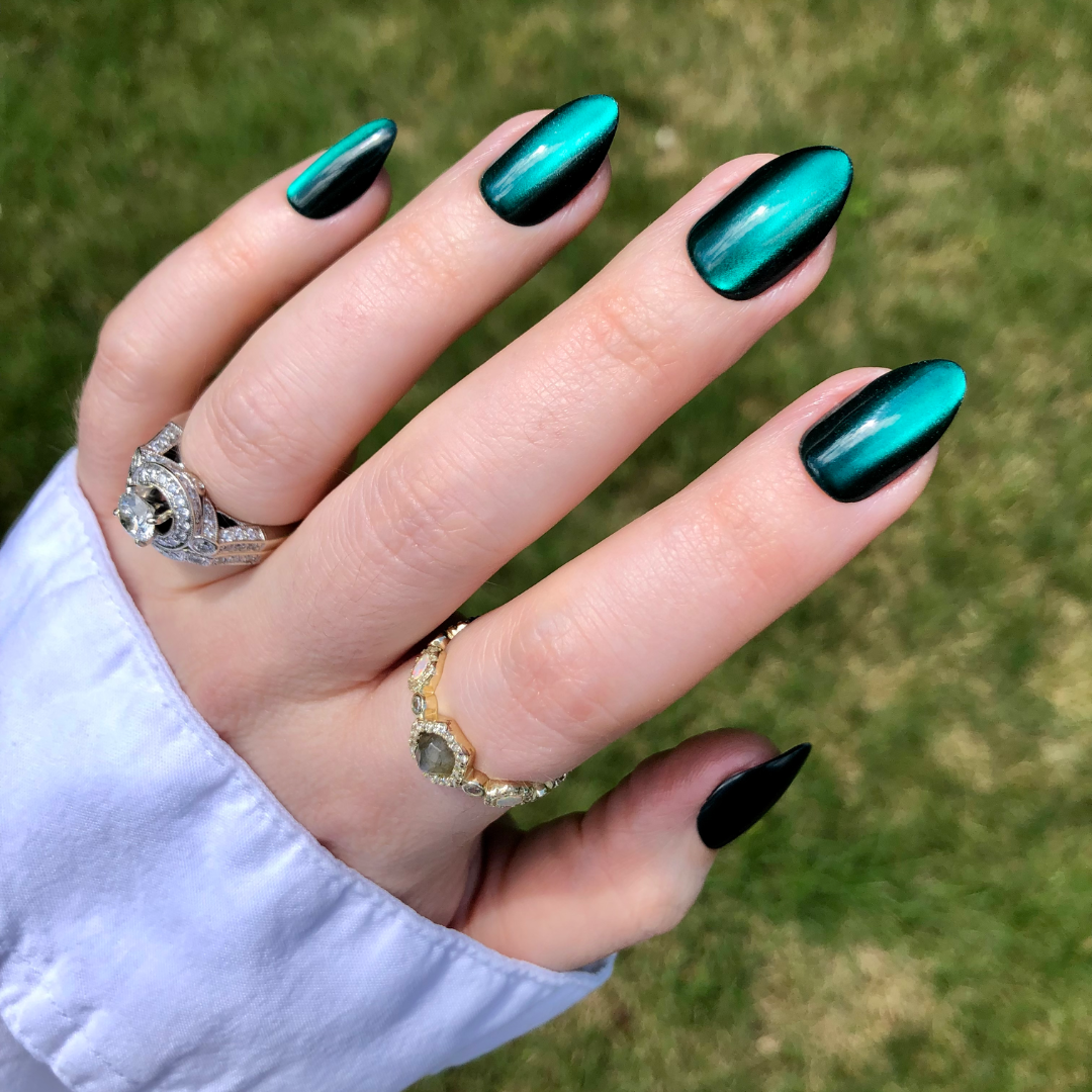 Team Letter - Press-On | Medium | Almond、mySite、solidvoid