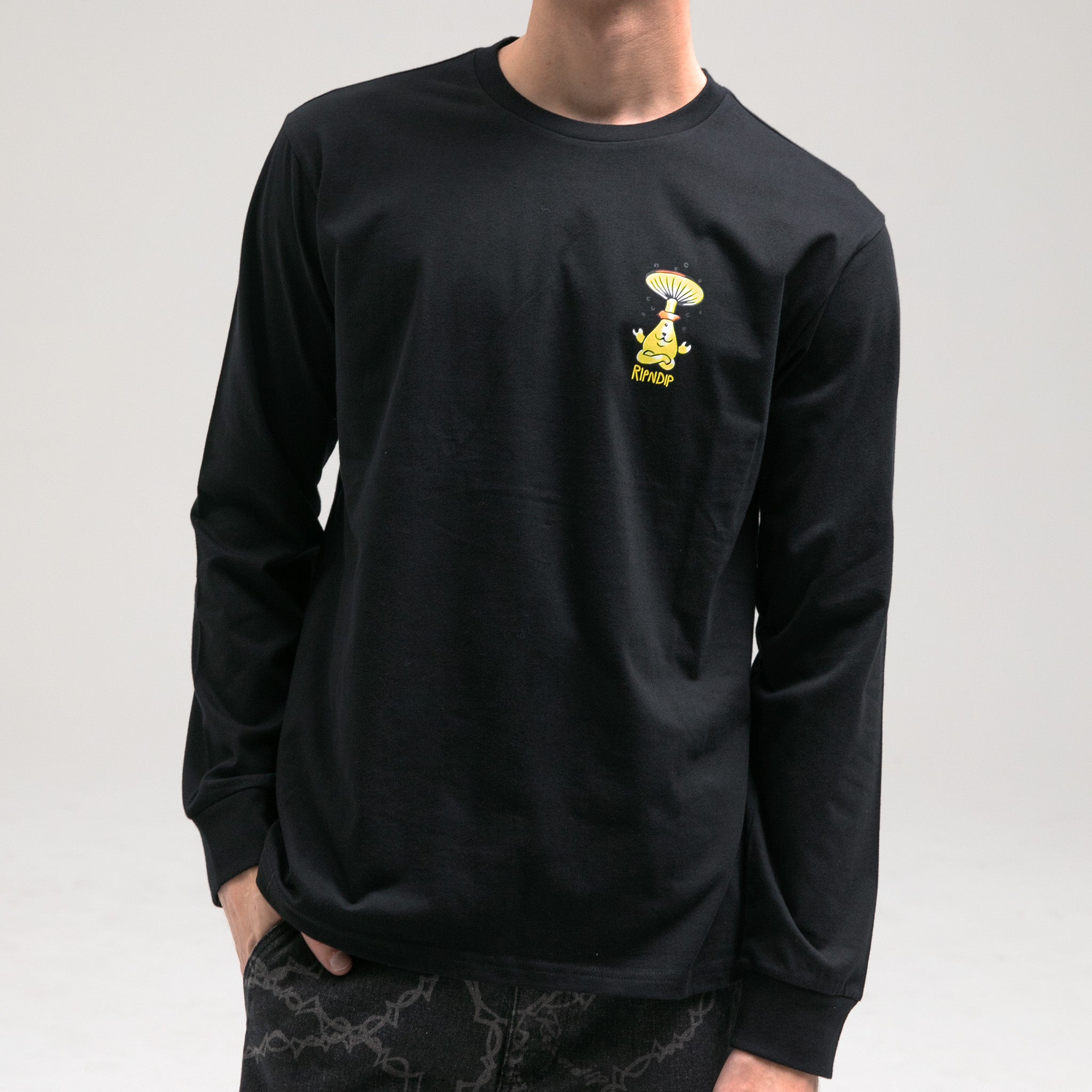  Know Ur Shrooms Long Sleeve (Black)、mySite、merchandisen