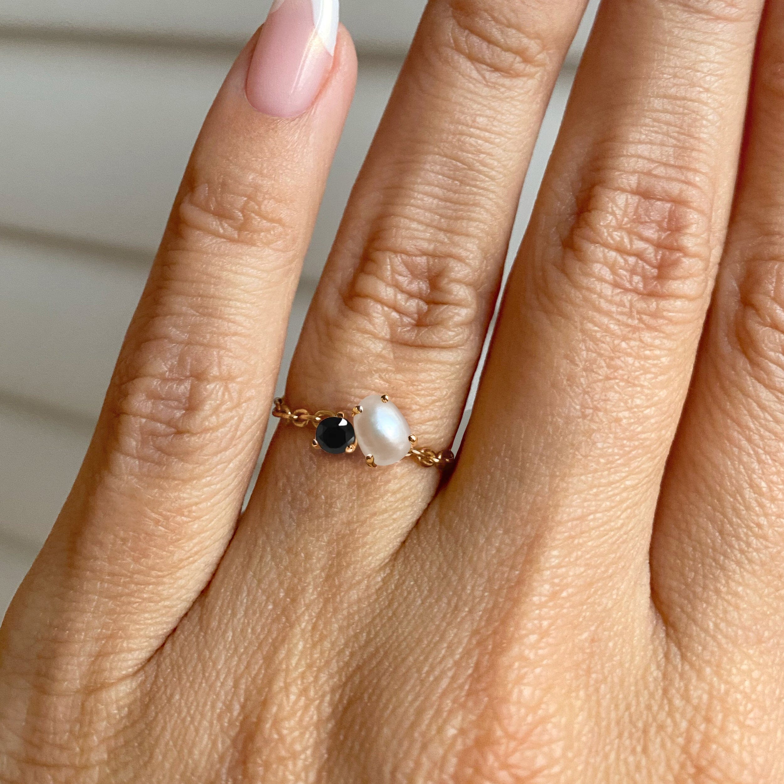 Pearl Black Obsidian Adjustable Chain Ring - Nura、mySite、hinf8tx79