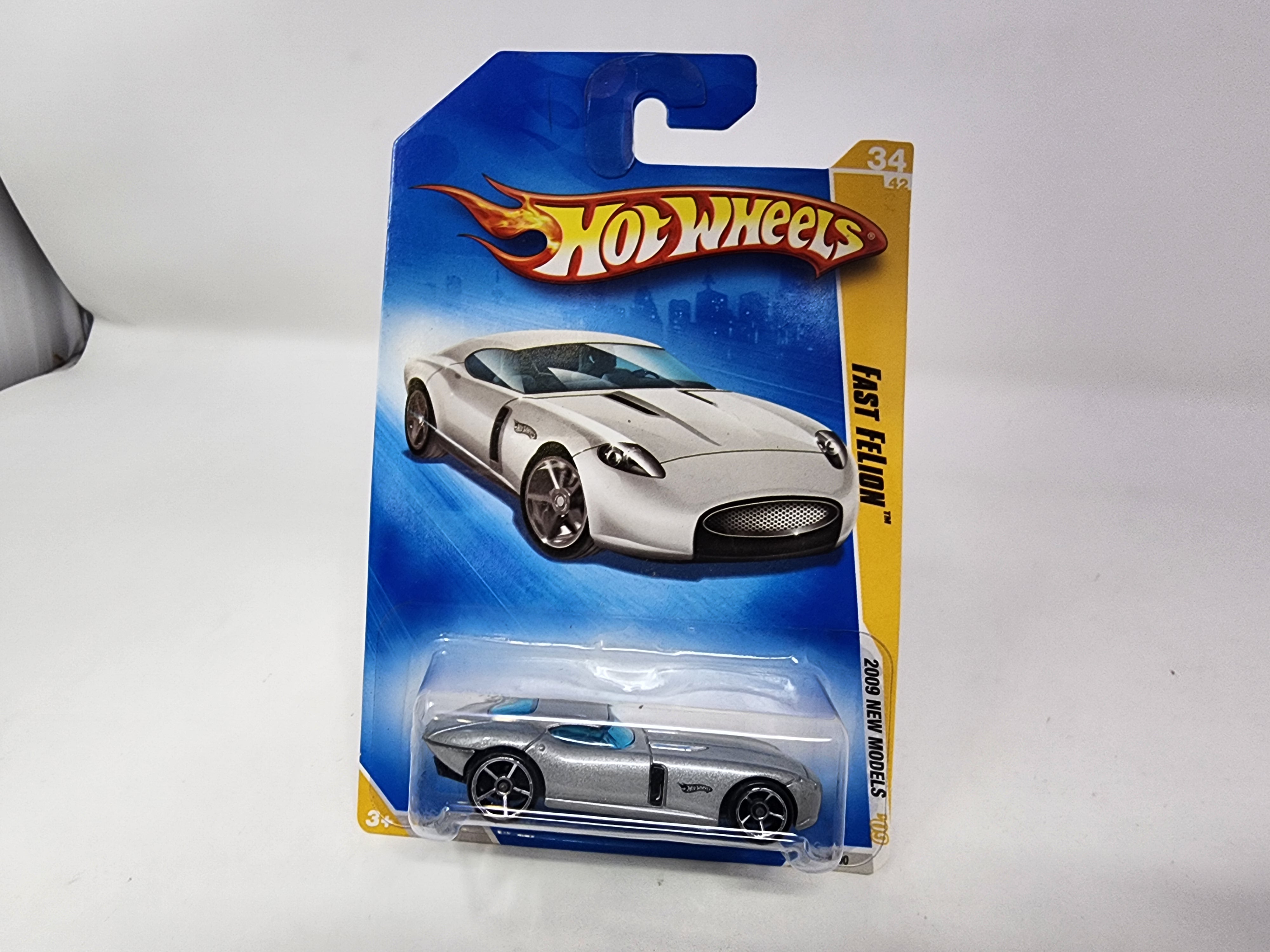 Fast Felion #34 * Silver * Hot Wheels 2009 New Models、mySite、hgirdovlk