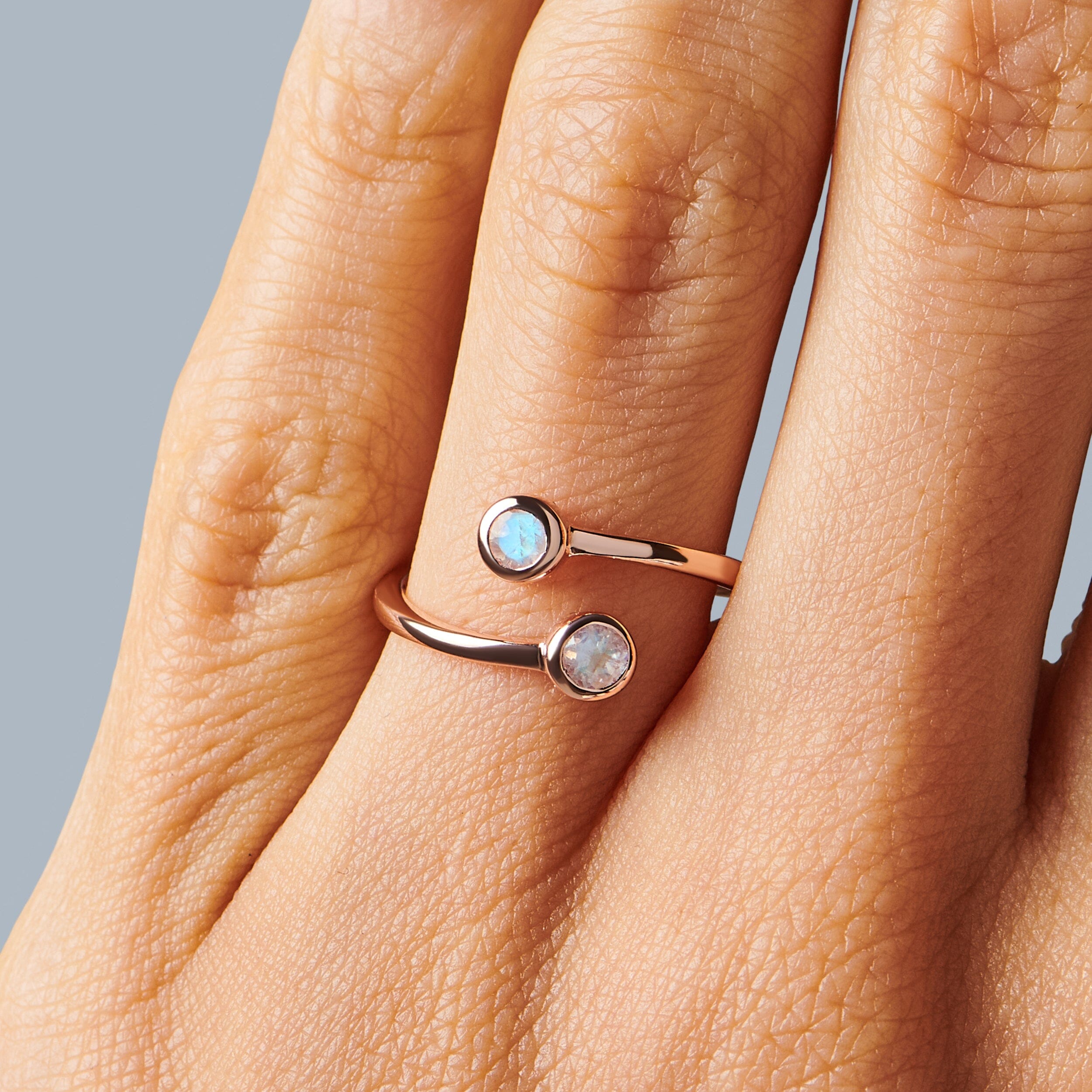 Adjustable Moonstone Ring - Evolve、mySite、hinf8tx79