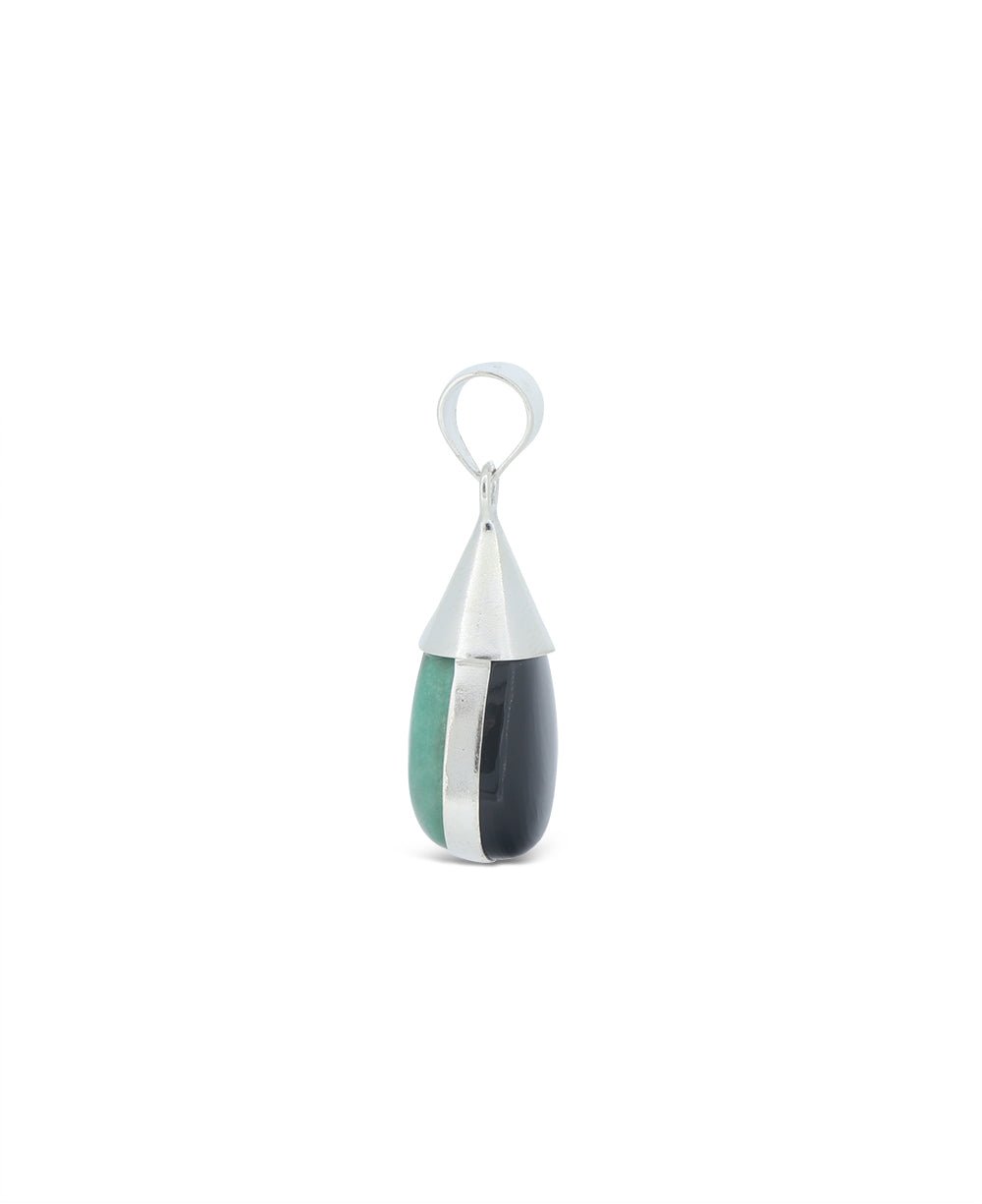 Turquoise and Onyx Gemstone Protection Pendant、mySite、topwebapps