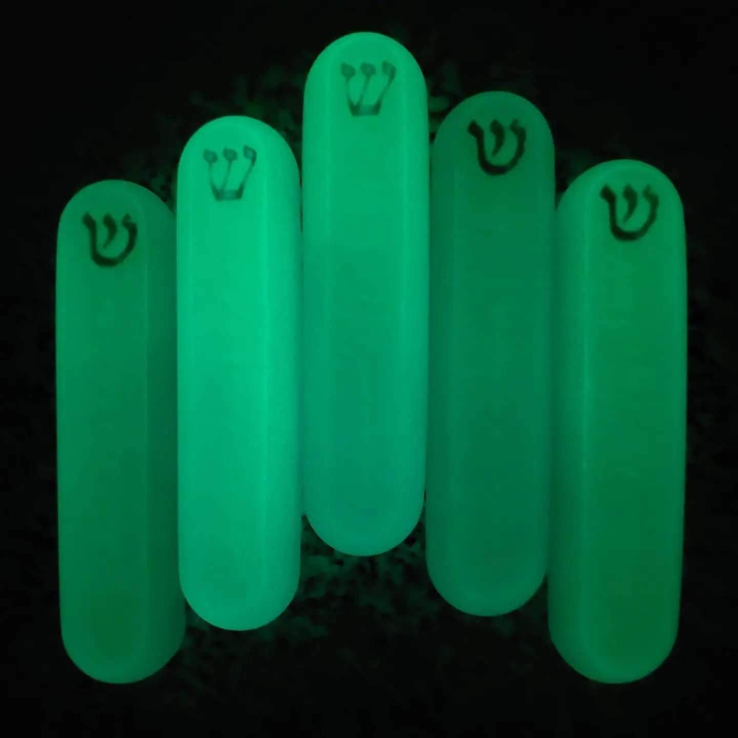 Glow-in-the-Dark Mezuzah Case、mySite、topwebapps