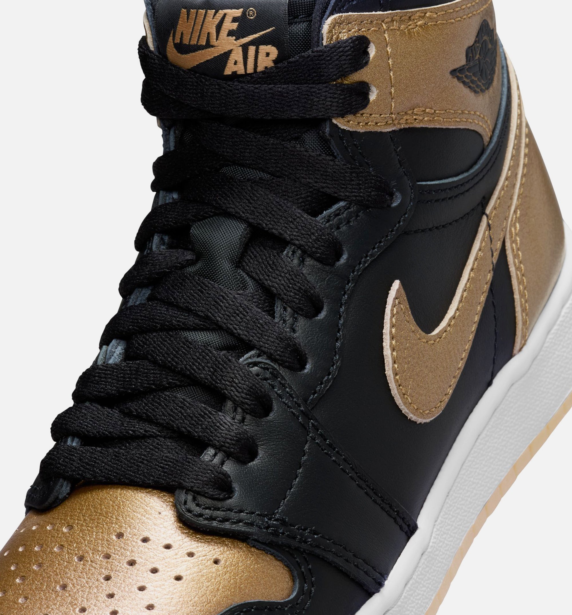 Air Jordan 1 Retro High OG Black and Gold Grade School Lifestyle Shoe - Black/Metallic Gold/Sail、mySite、dreamappss