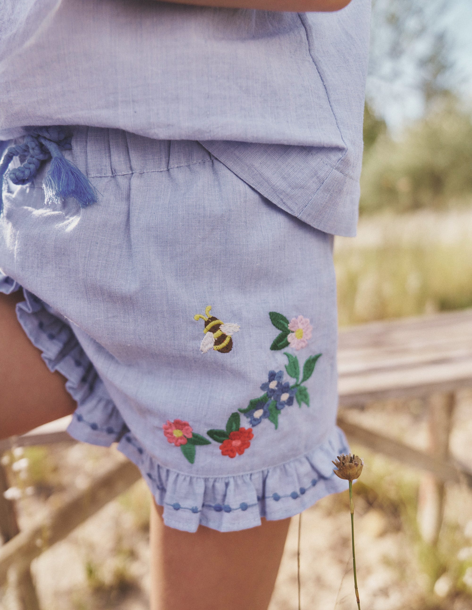  Frill Hem Woven Shorts-End on End Embroidery、mySite、ashleygrahame