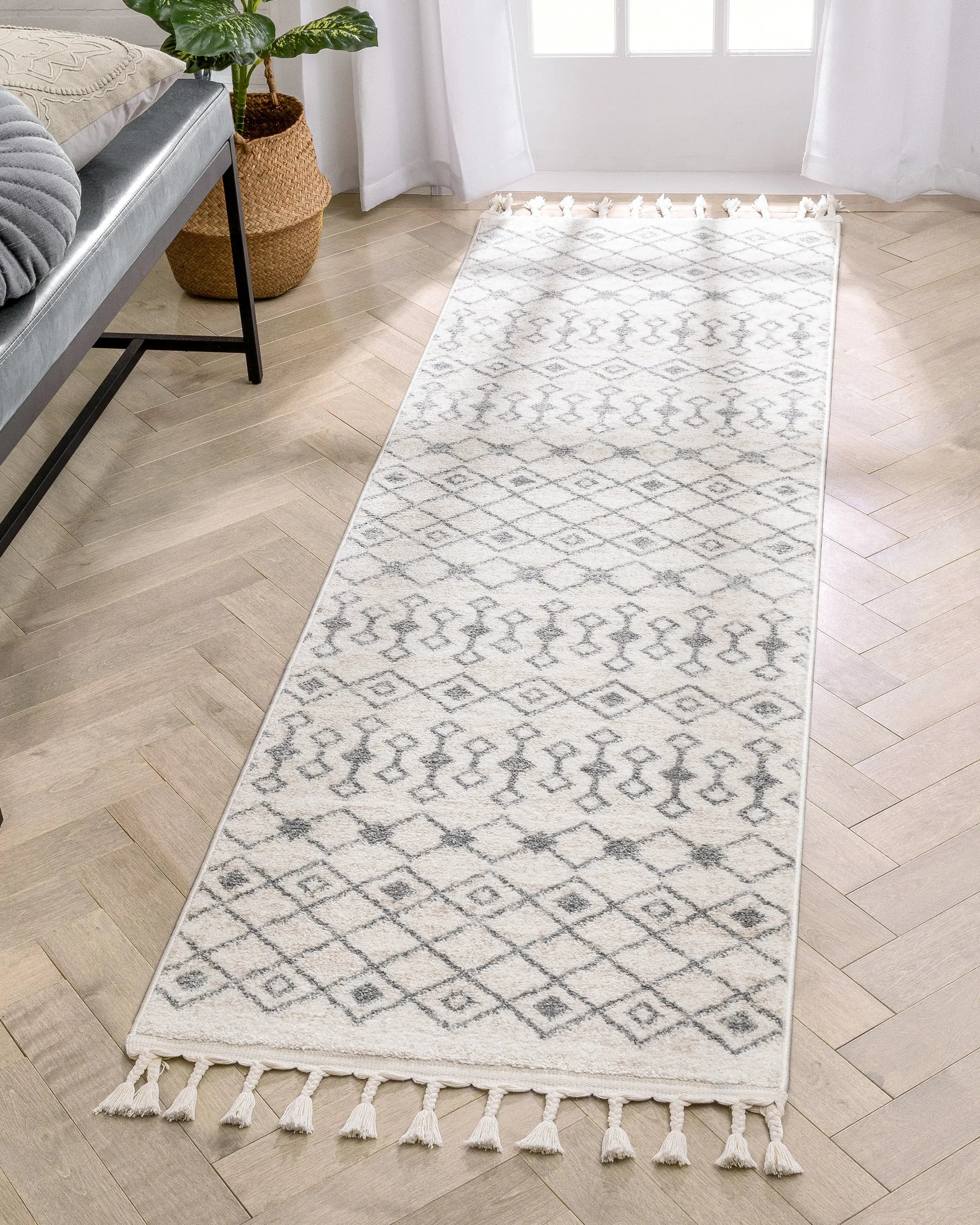 Transistora Nordic Tribal Trellis Pattern Ivory Grey Rug、mySite、gigharbornorthrealestate