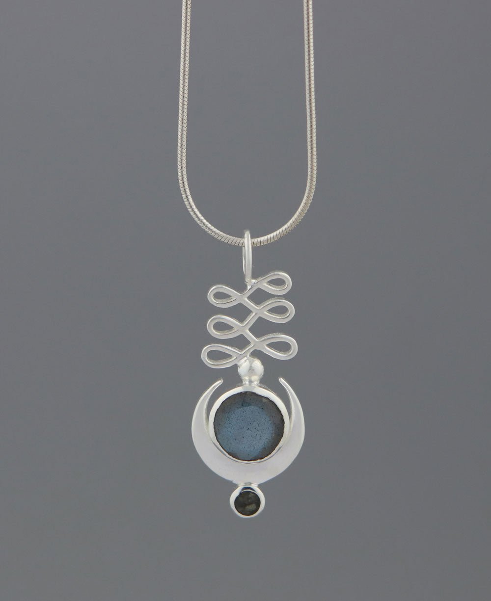 Sterling Silver Unalome Moon Labradorite Pendant、mySite、topwebapps