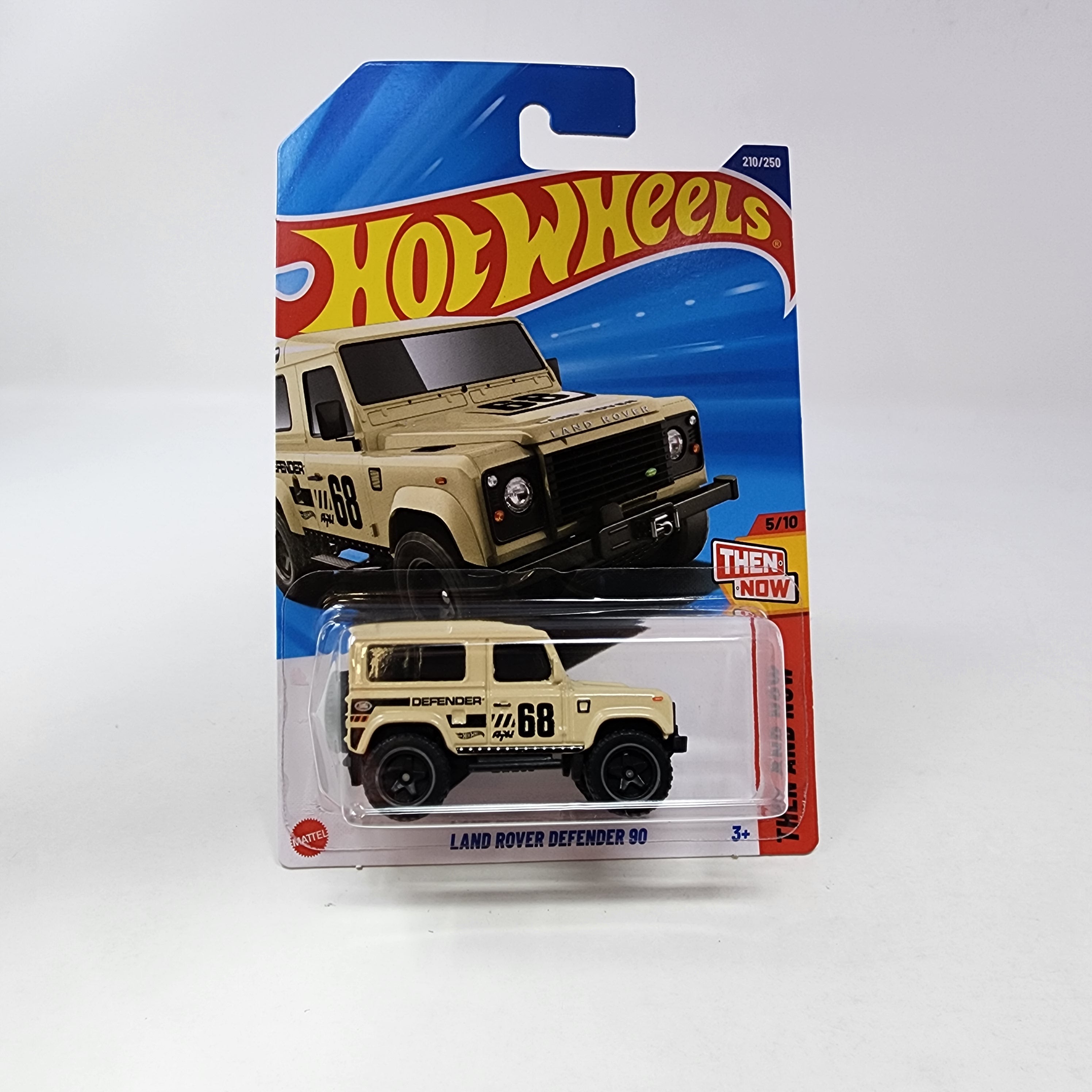 Land Rover Defender 90 #210 * Tan * 2025 Hot Wheels NEW! K Case、mySite、hgirdovlk