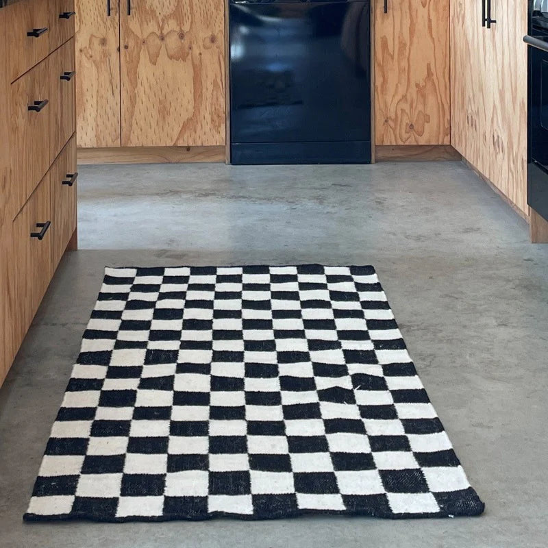 Checkered Black White Area Rug、mySite、gigharbornorthrealestate