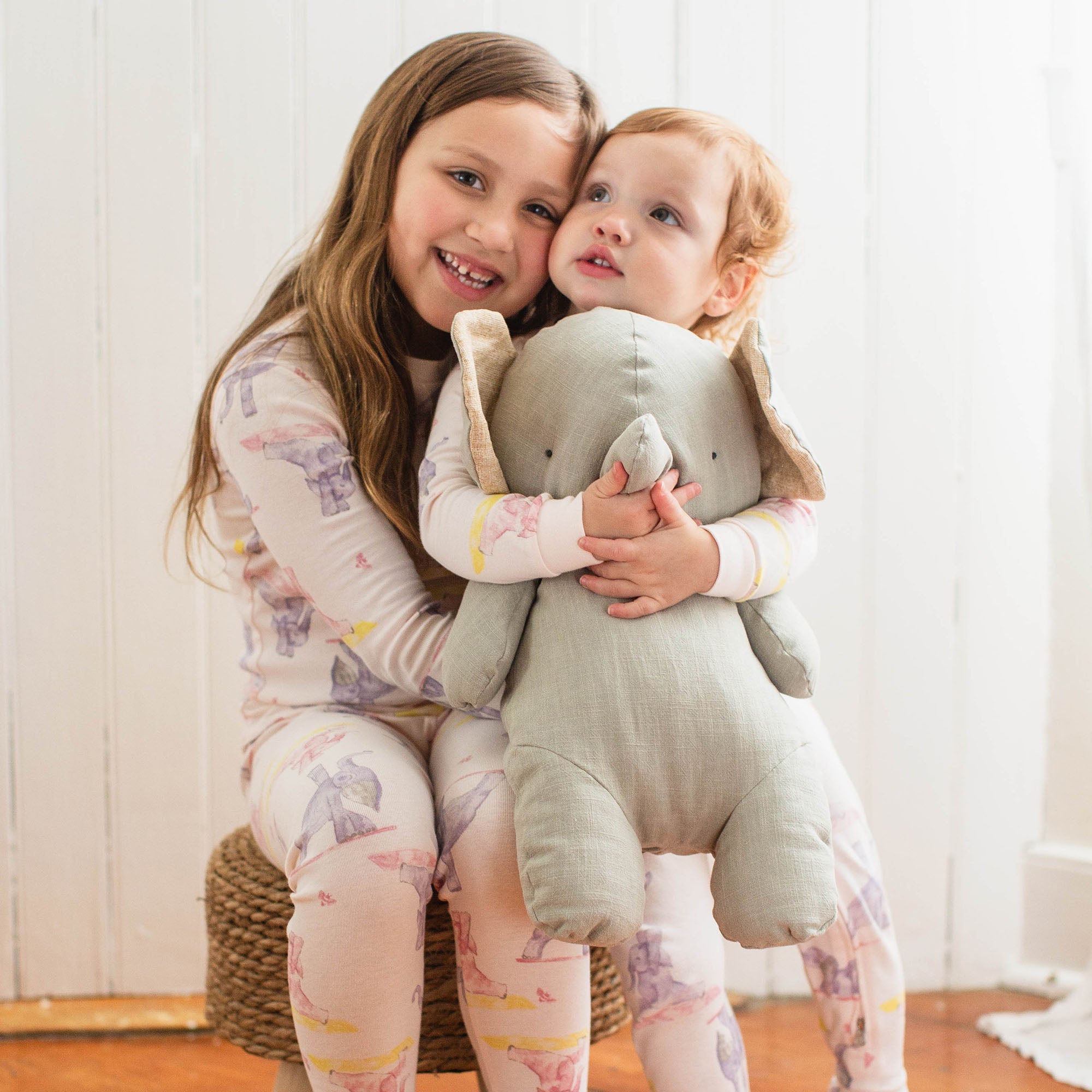 Yogi Elephants Organic Two-Piece Pajamas、mySite、g9winljtr