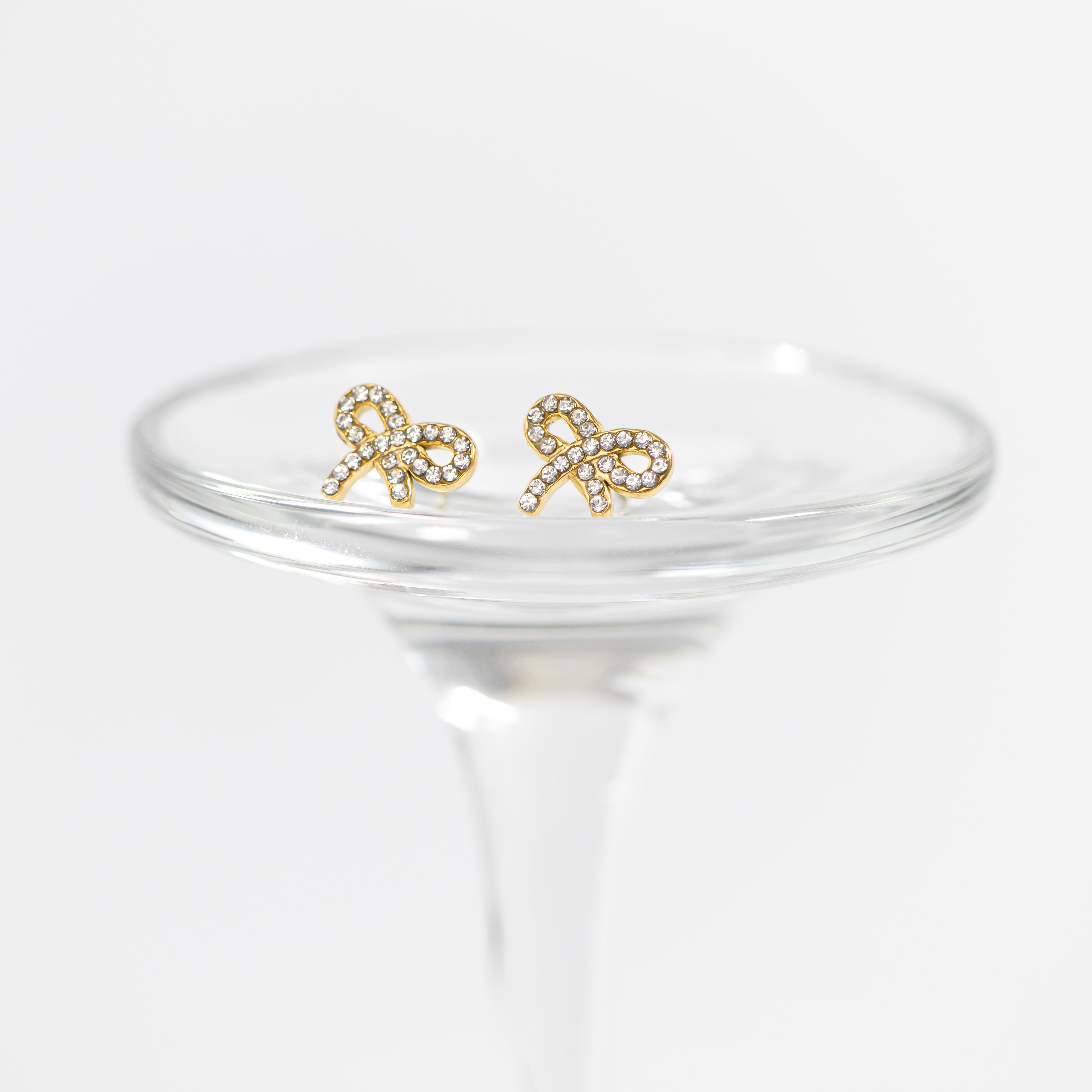 18K Gold PVD Stainless Steel Stone Bow Earrings / ERJ0089、mySite、dreamappss