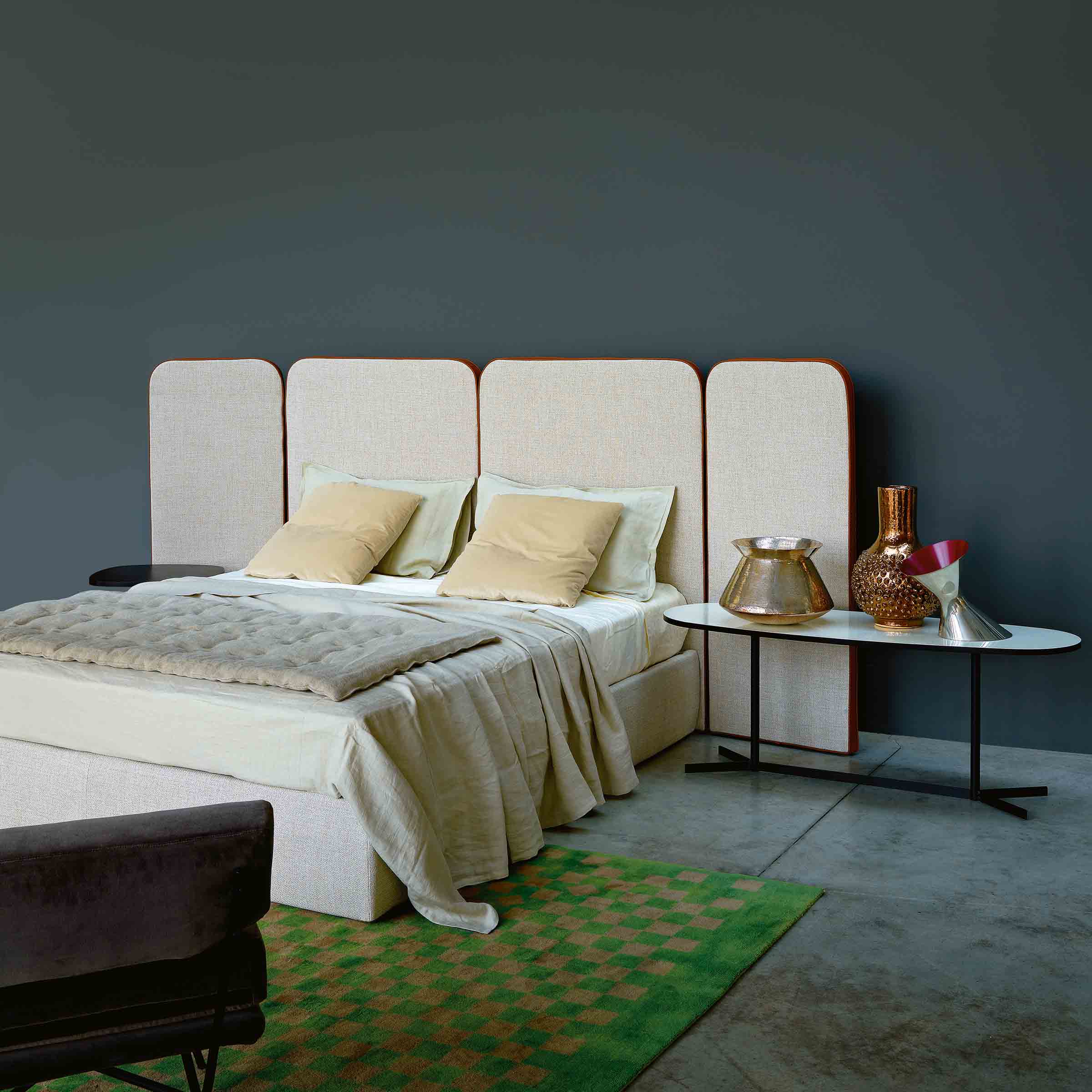 Bed PALAZZO by Bernhardt&Valle for Arflex、mySite、neckold