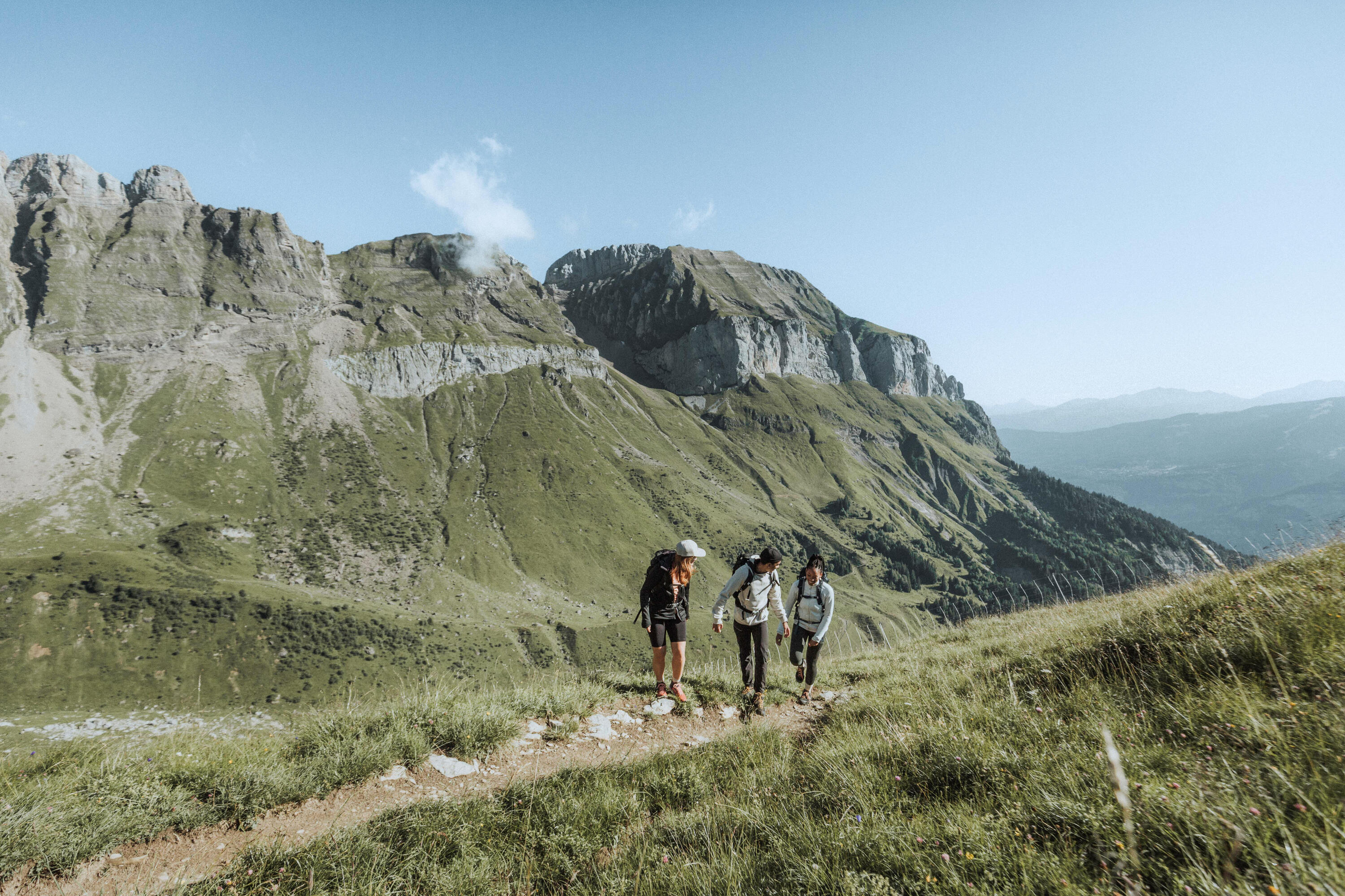 Women's Hiking Fleece Jacket - MH520 Hood