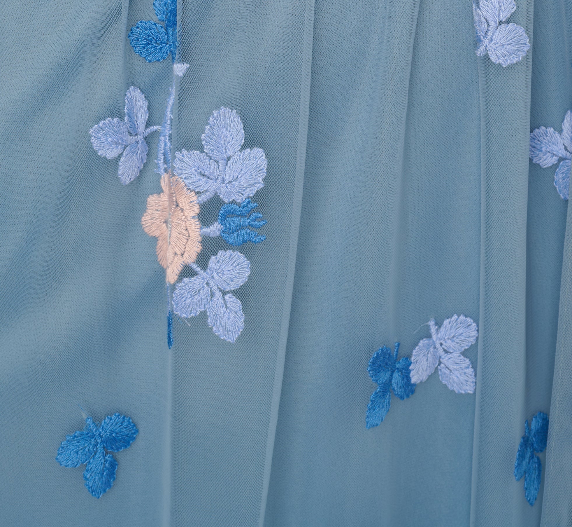 Sleeveless Illusion Embroidered Maxi Dress In French Blue Multi、mySite、solidvoid