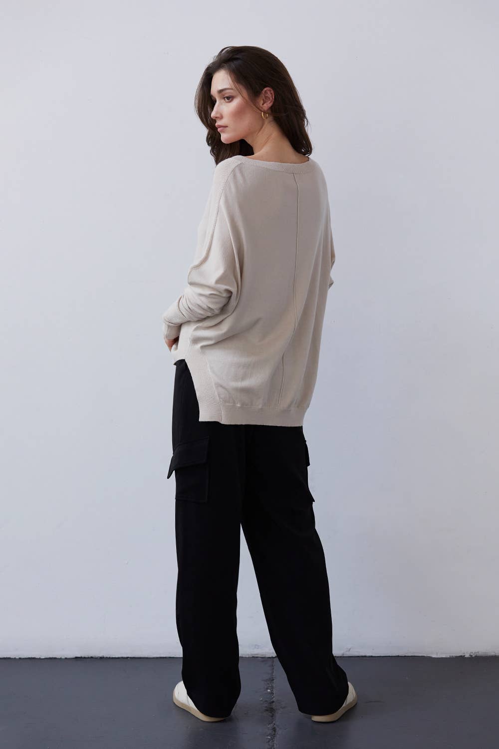 Monica V-neck Dolman Sweater Top、mySite、dreamappss