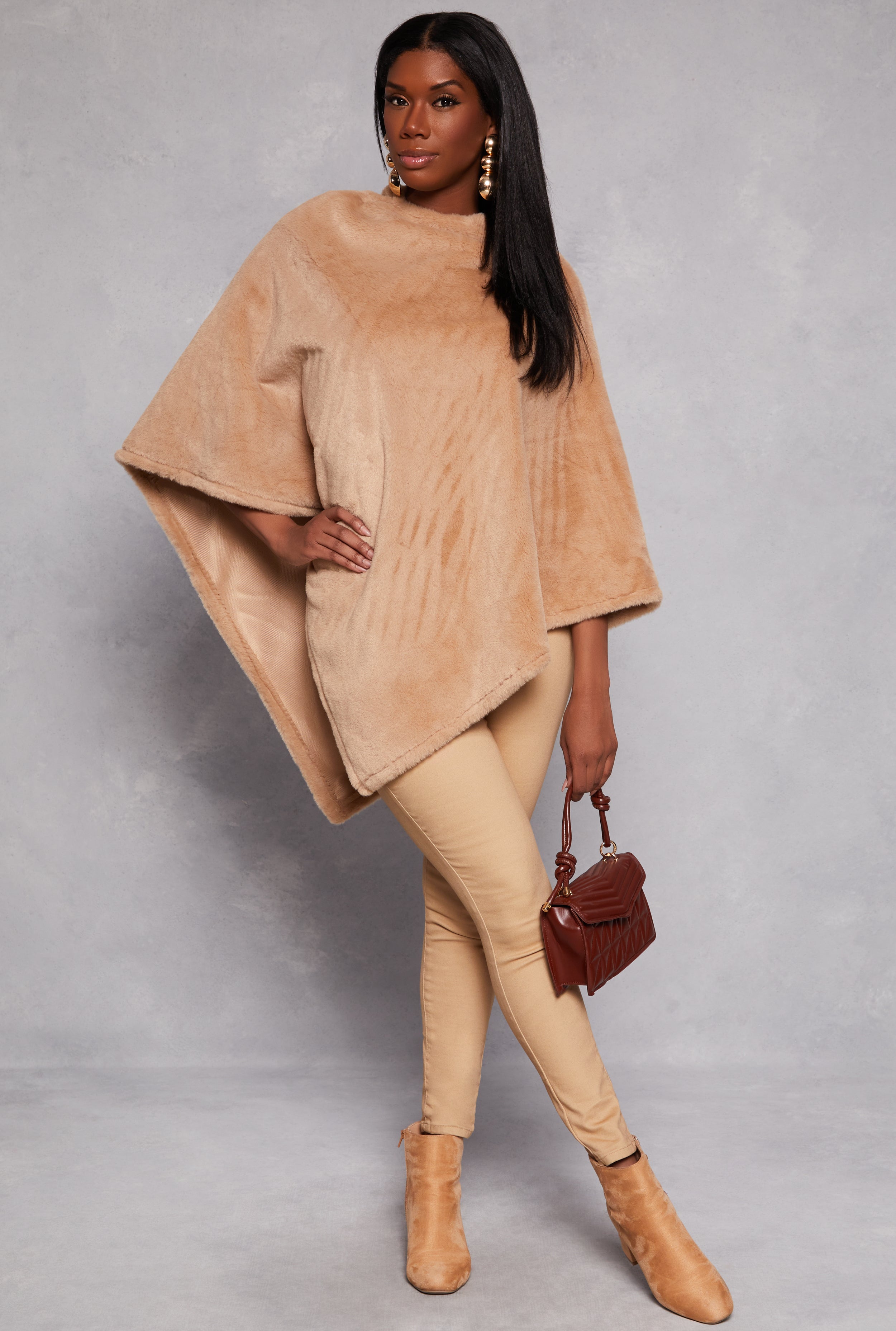 Faux Fur Hooded Poncho、mySite、camillekostekn