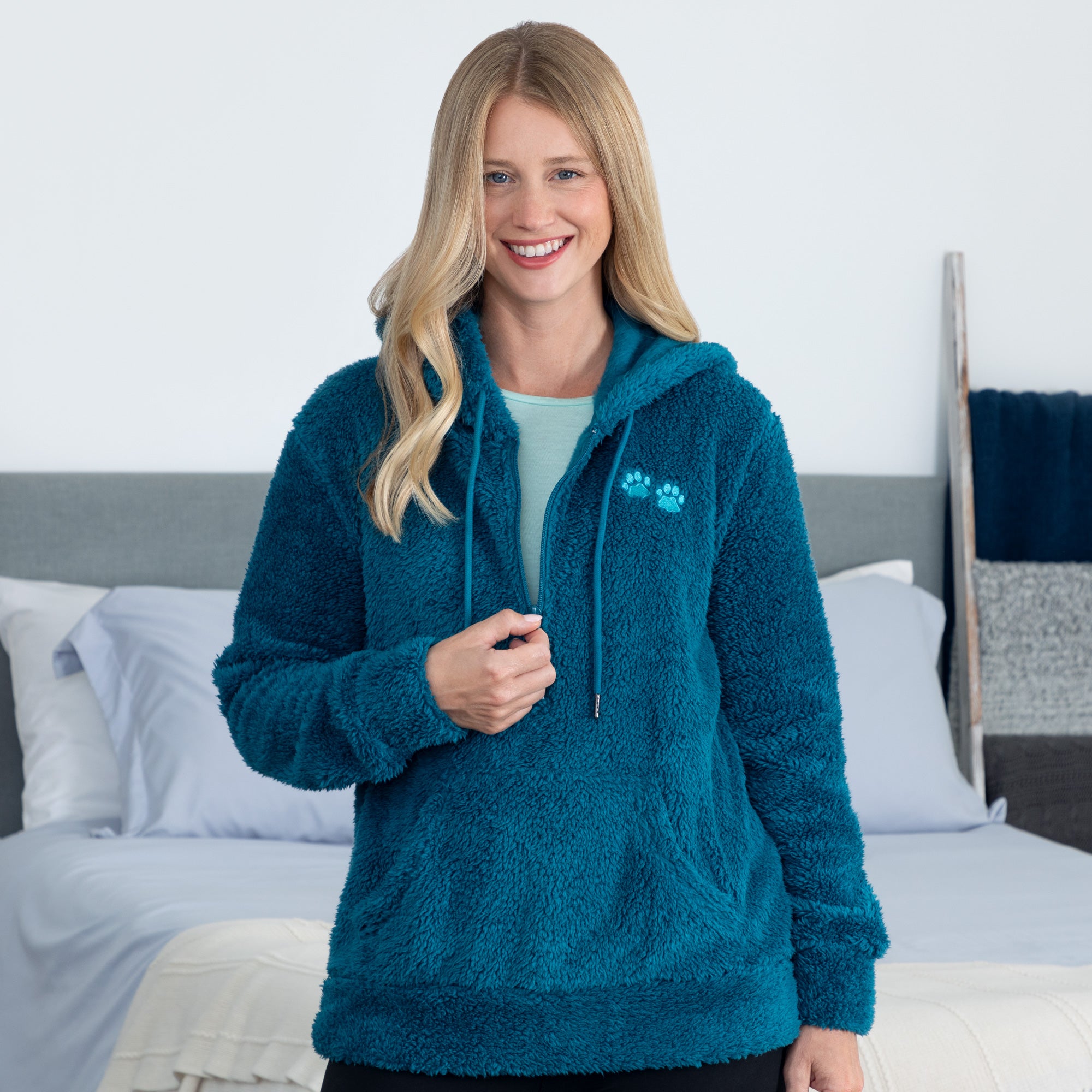 Purple Paws Plush Sherpa Fleece Quarter Zip Hoodie、mySite、camillekostekn