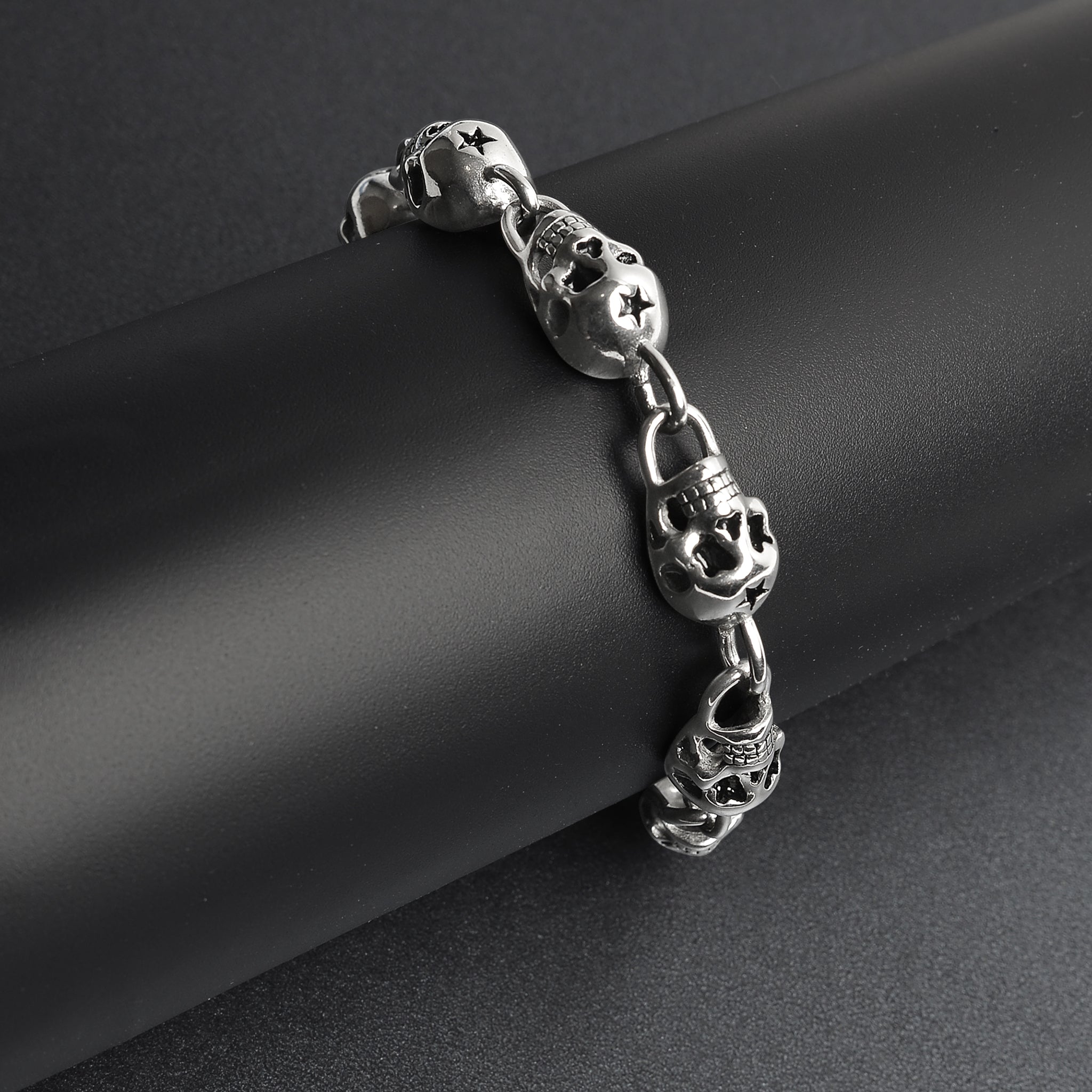 Stainless Steel Star Skull Bracelet / BCJ2006、mySite、dreamappss