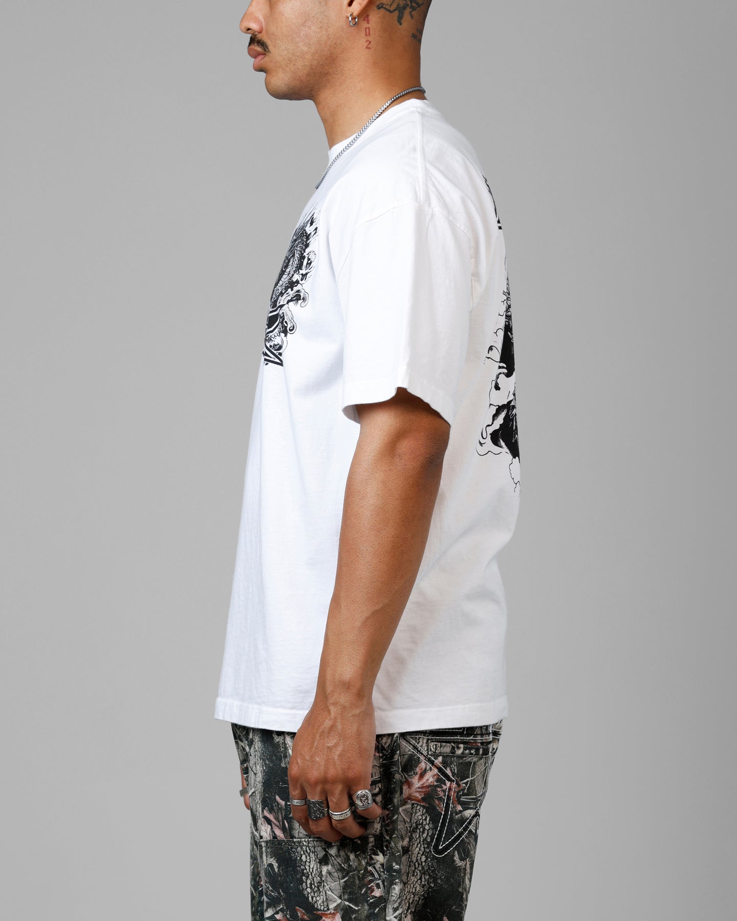 Loiter Draco Born Vintage T-Shirt White、mySite、zt4zffjzw