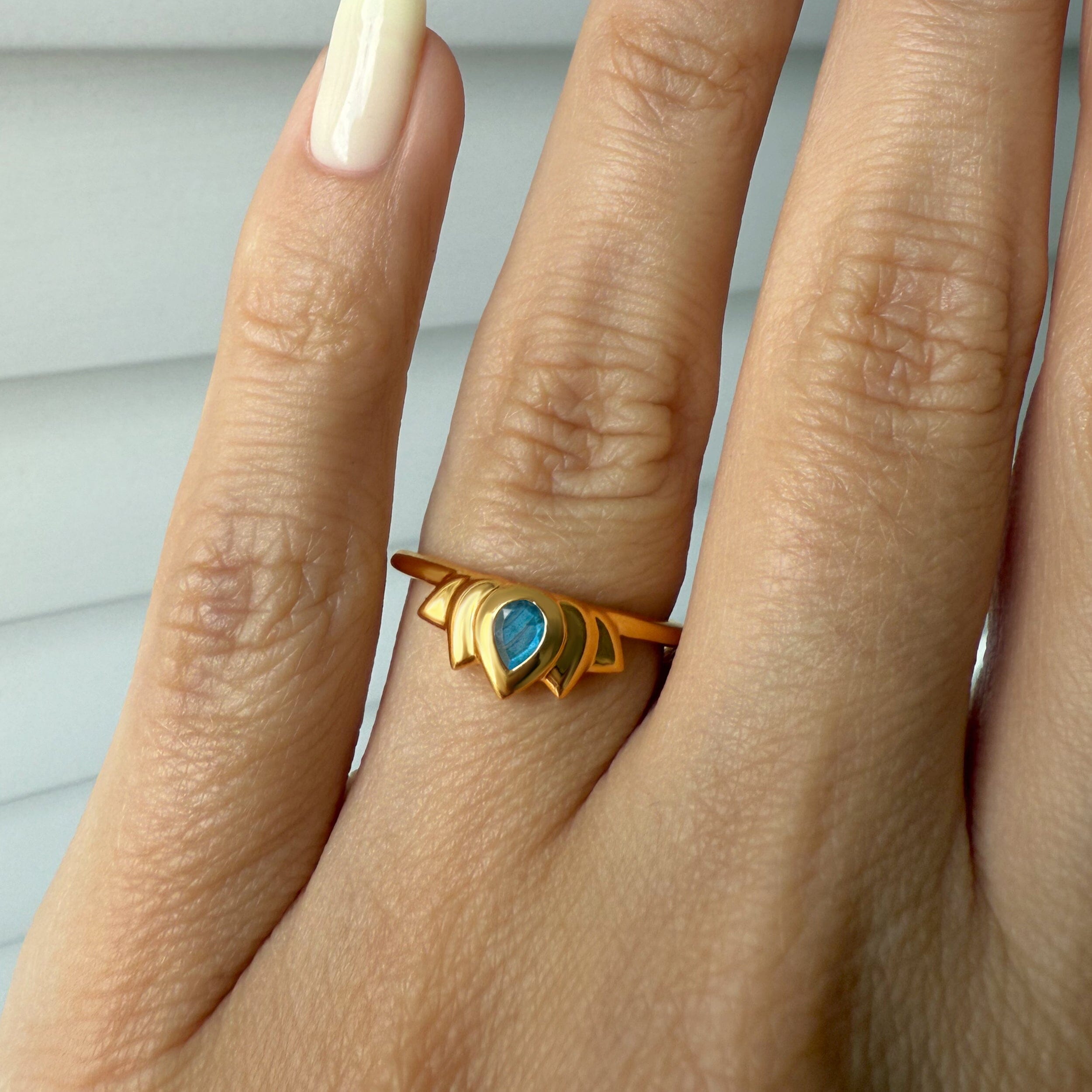 Labradorite Ring - Dainty Lotus、mySite、hinf8tx79