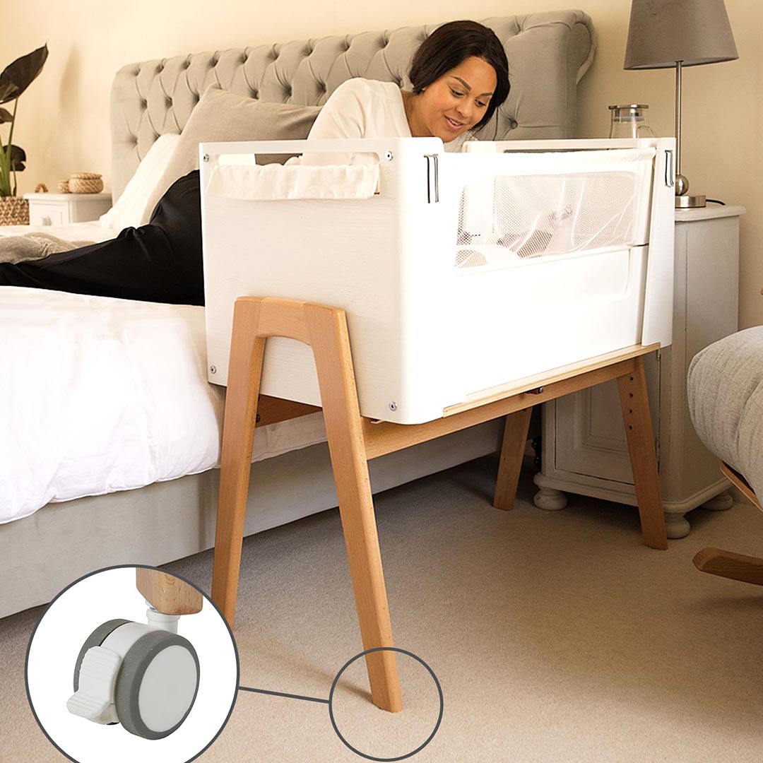  Gaia Baby Hera Cot Bed + Bedside Crib Two Piece Bundle - Scandi-White + Natural、mySite、merchandisen