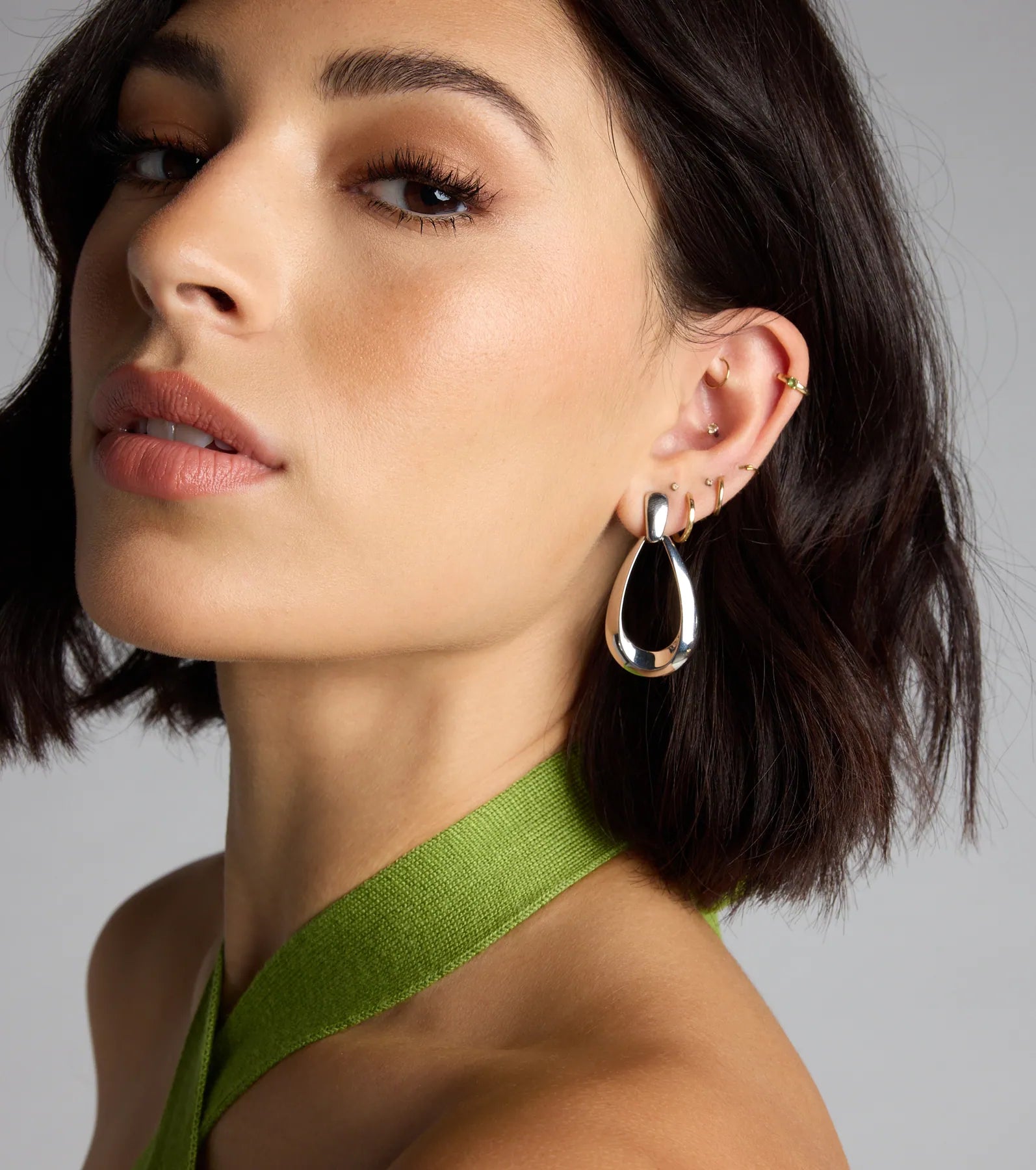  Instant It-Girl Door Knocker Earrings、mySite、justintrudeaud