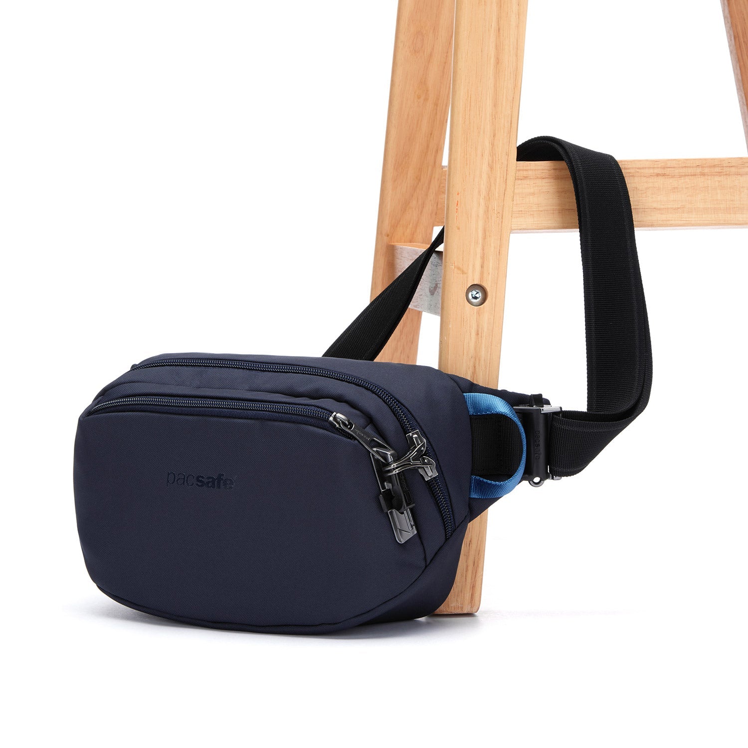 Pacsafe® V anti-theft hip pack、mySite、garagedoors4me