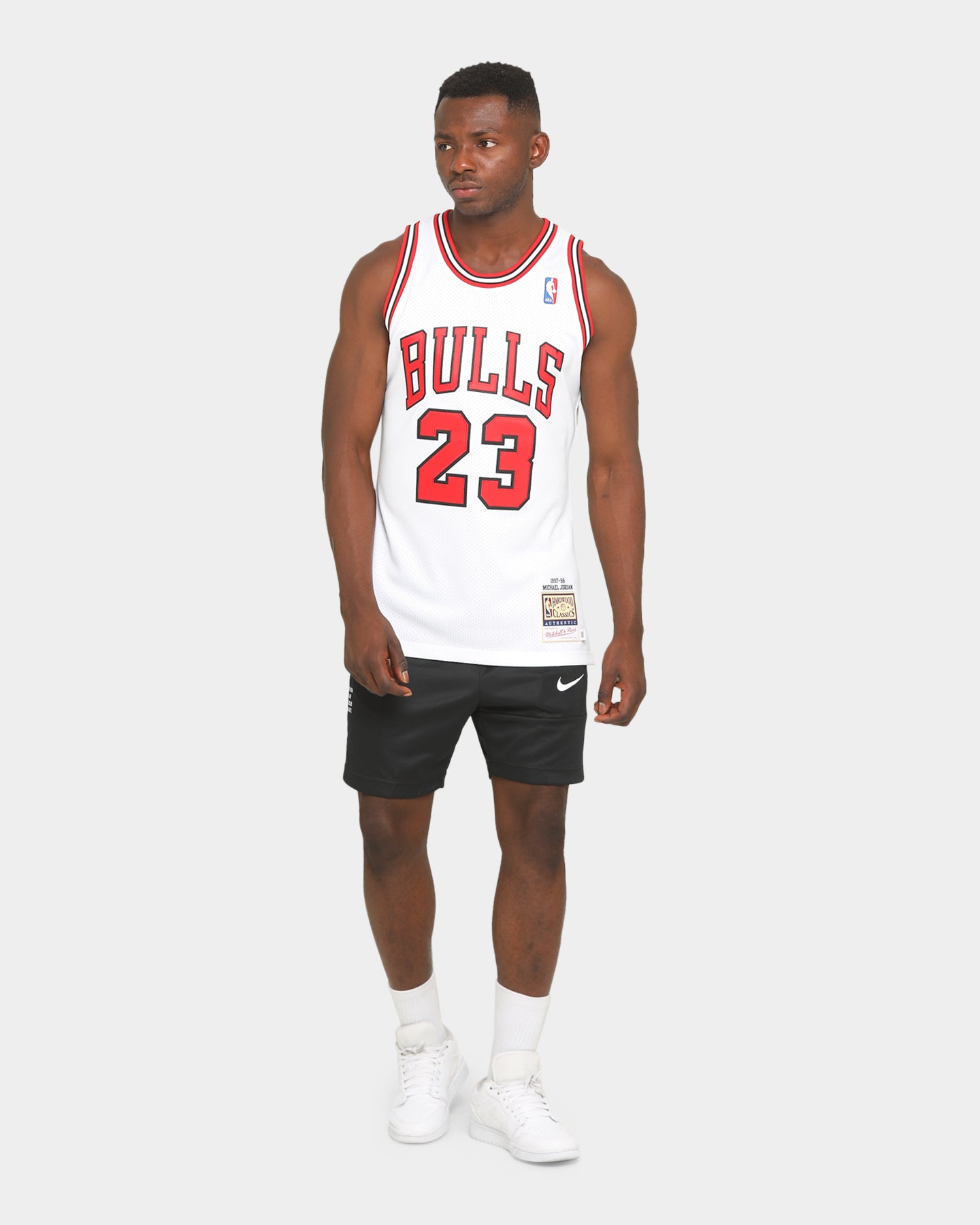 Mitchell & Ness Chicago Bulls Michael Jordan '97-'98 #23 Authentic NBA Jersey White、mySite、zt4zffjzw