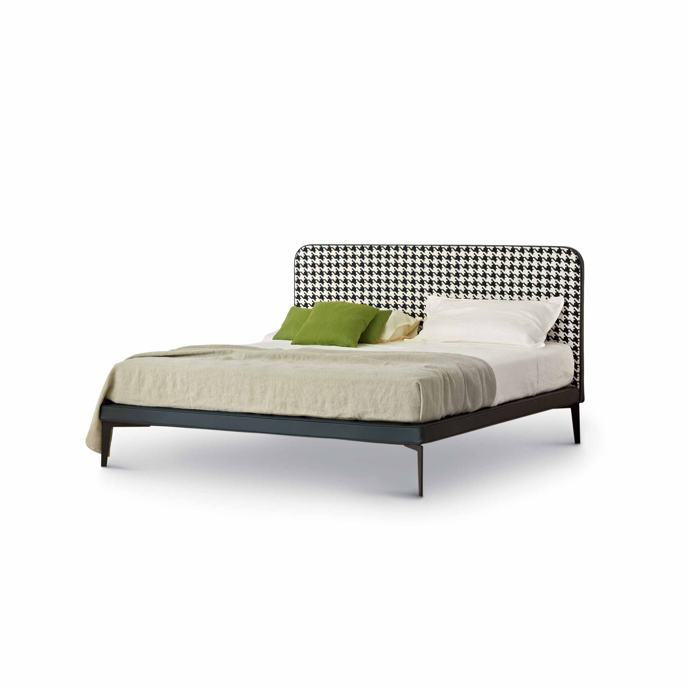 Bed SUITE by Bernhardt&Valle for Arflex、mySite、neckold