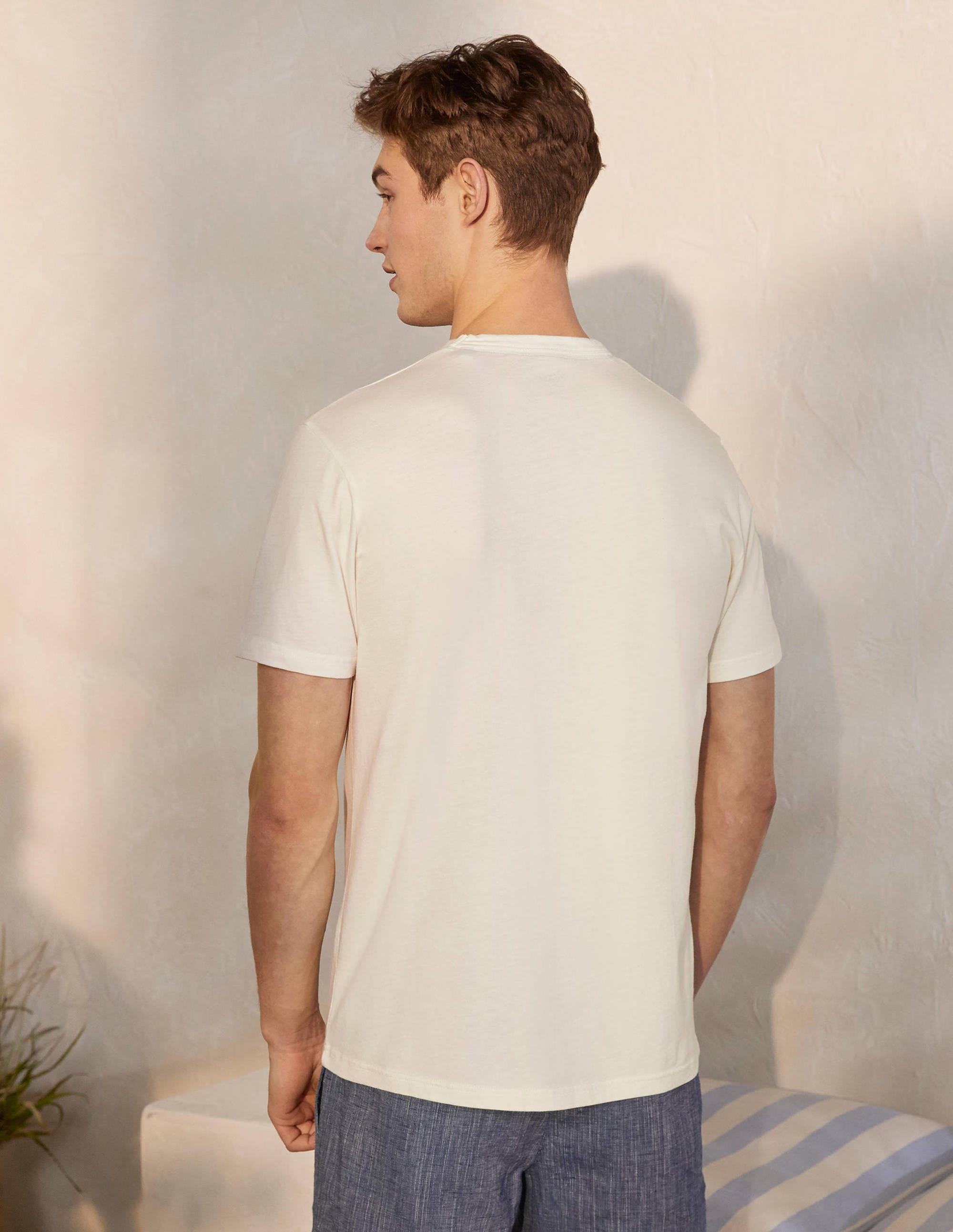  Kingston T-Shirt-Rainbow Chest Stripe、mySite、ashleygrahame