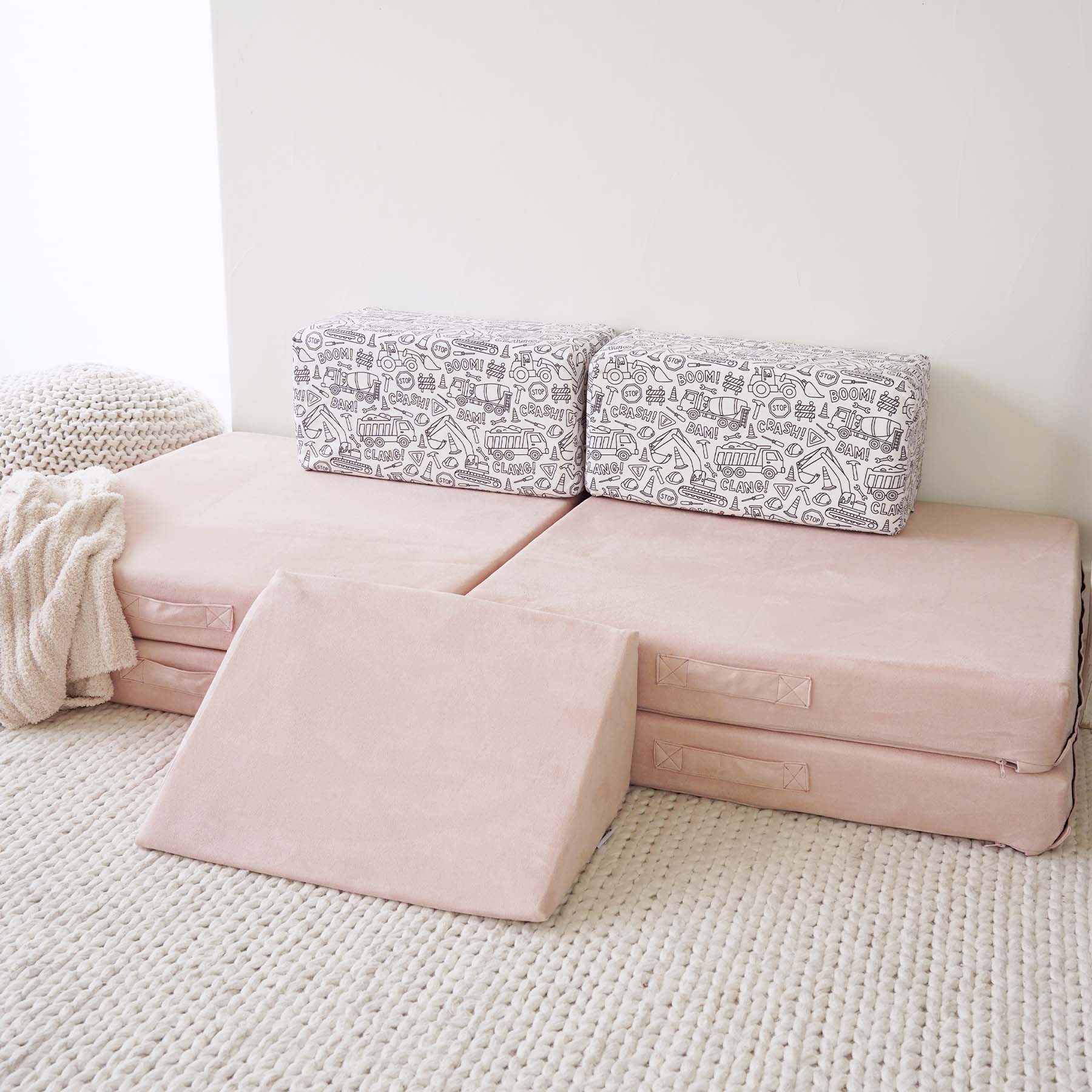  The Figgy Play Couch (7 pc) with Wedge X Caden Lane、mySite、layawaytickets