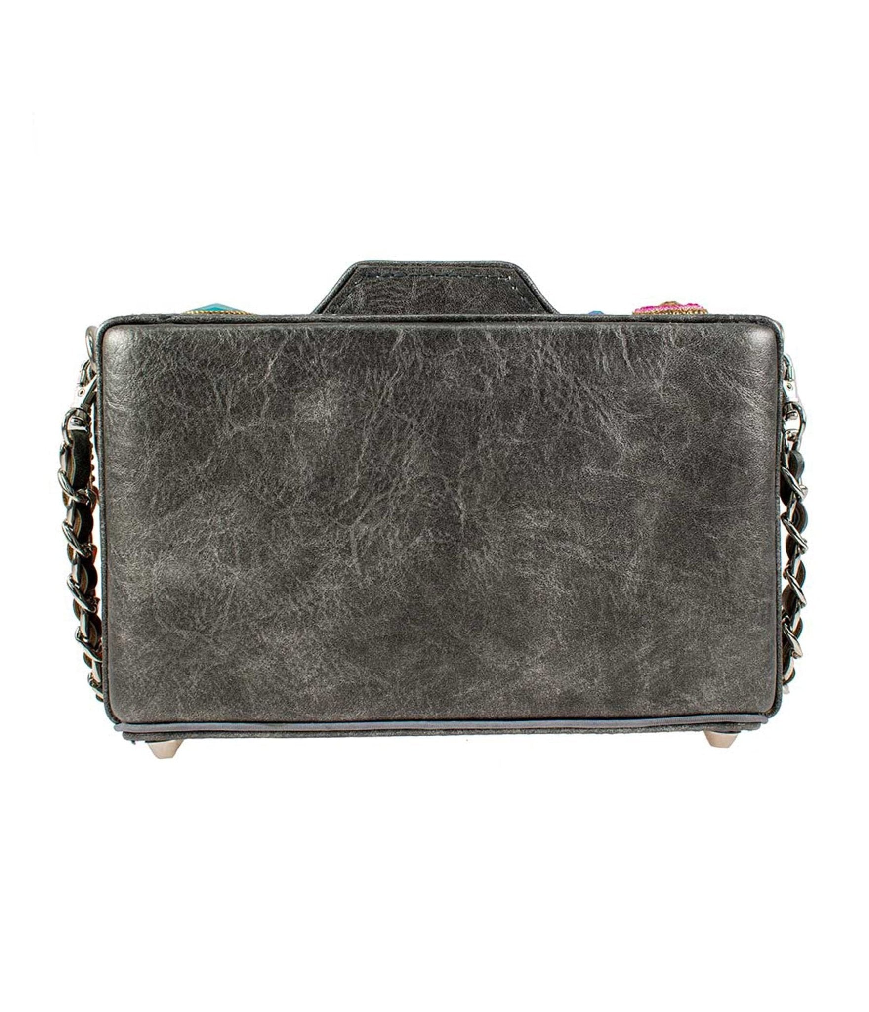 {product_title} - {shop_name}