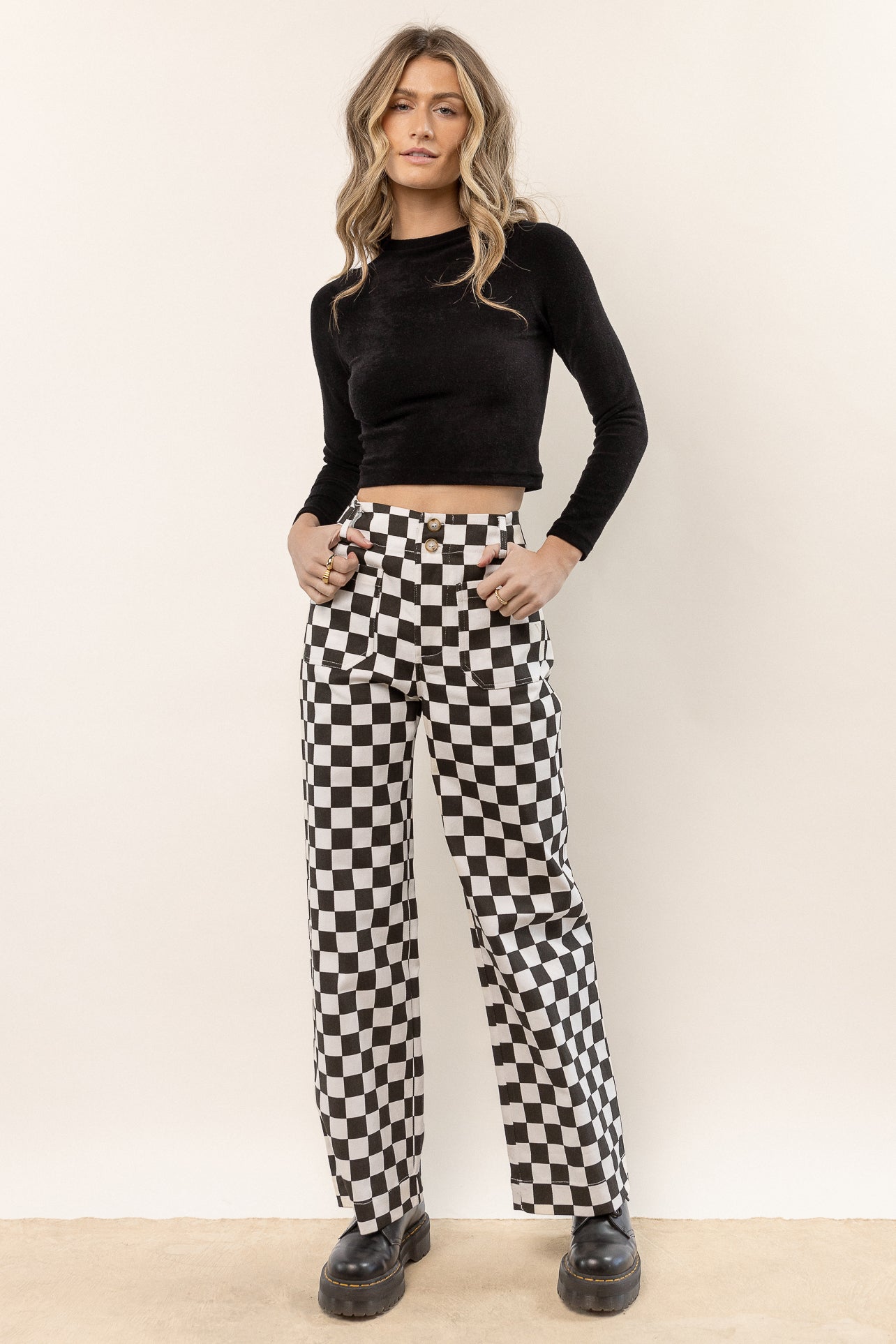 {product_title} - {shop_name}