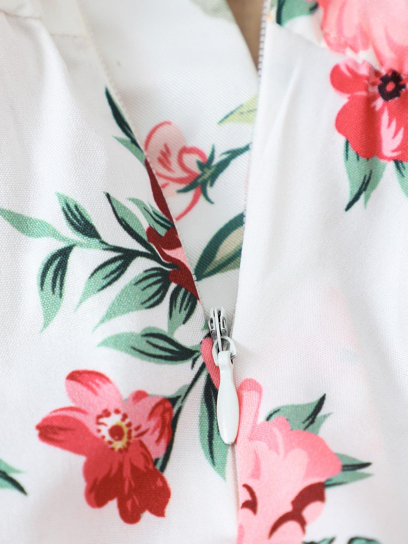 Floral Spaghetti Strap Flare Leg Jumpsuit、mySite、g9winljtr