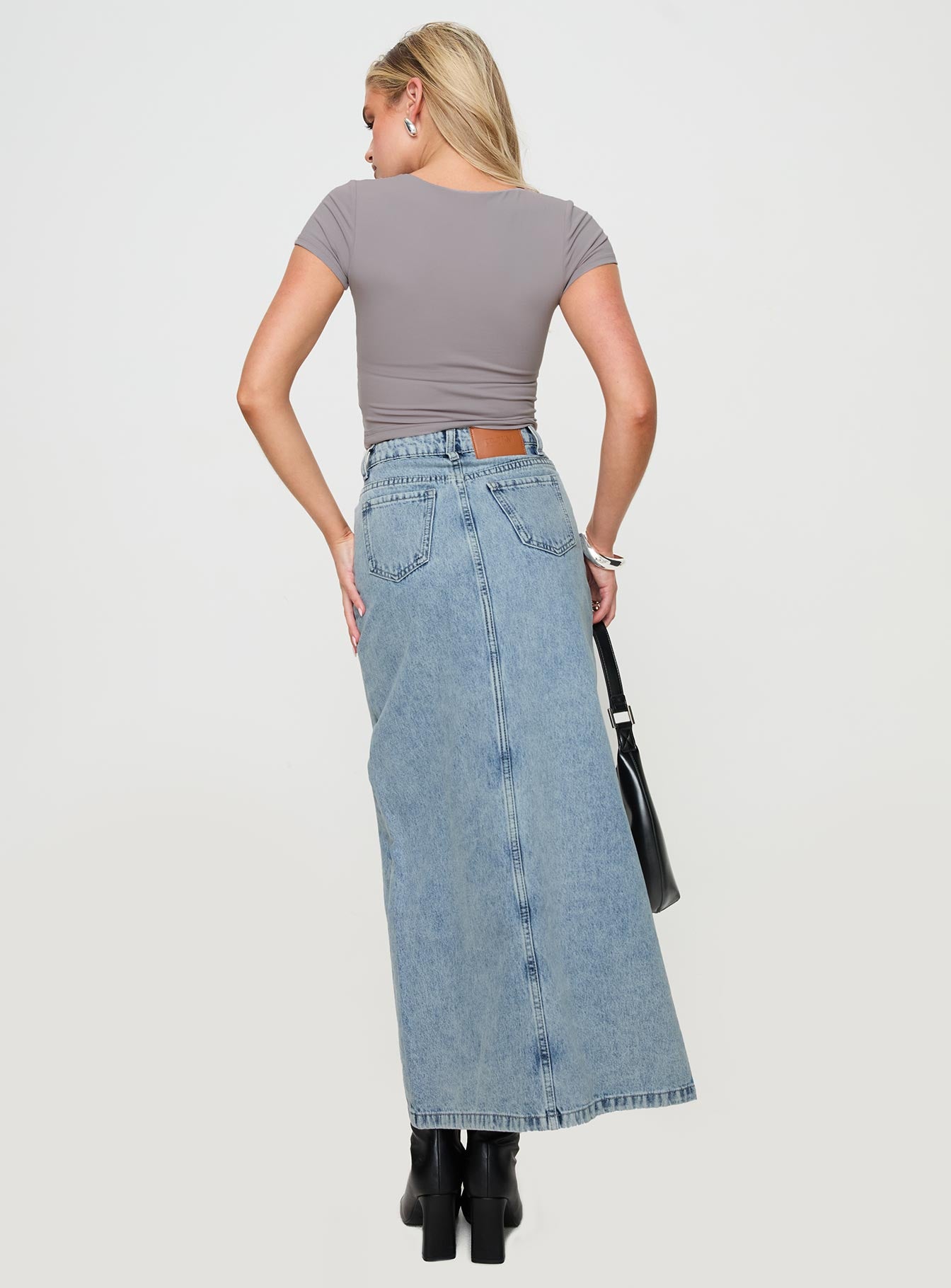 Saige Denim Maxi Skirt Light Wash、mySite、solidvoid