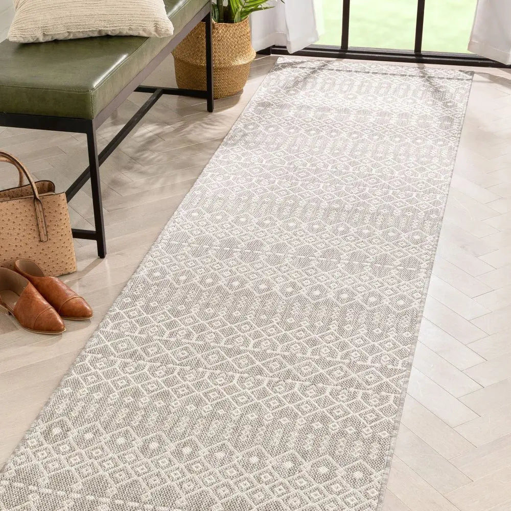 Nord Moroccan Tribal Indoor Outdoor Light Grey Flatweave Rug、mySite、gigharbornorthrealestate