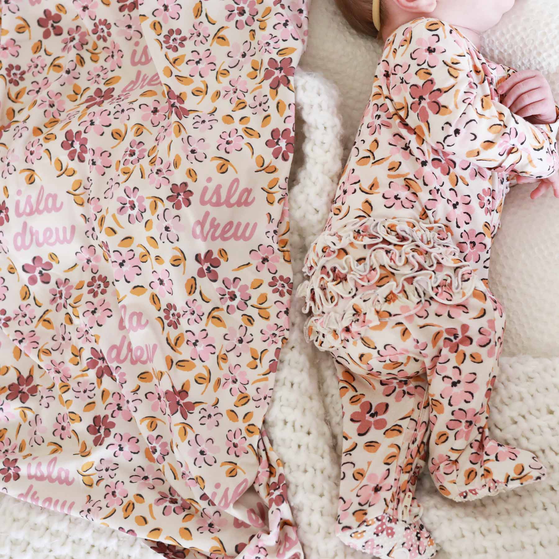  Mauvelous Meadow Personalized Swaddle Blanket、mySite、layawaytickets